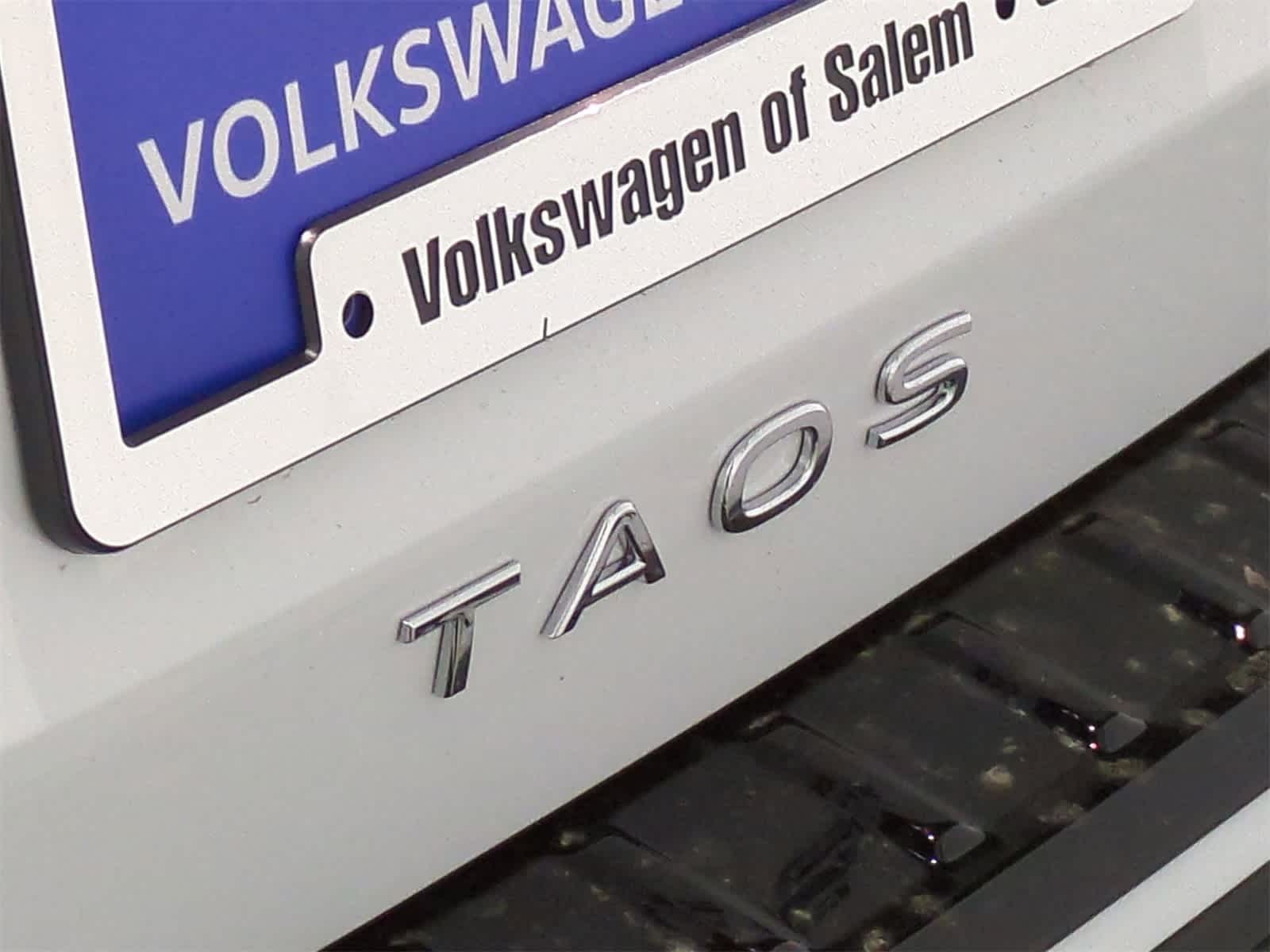 Thumbnail: 2025 Volkswagen Taos - 12