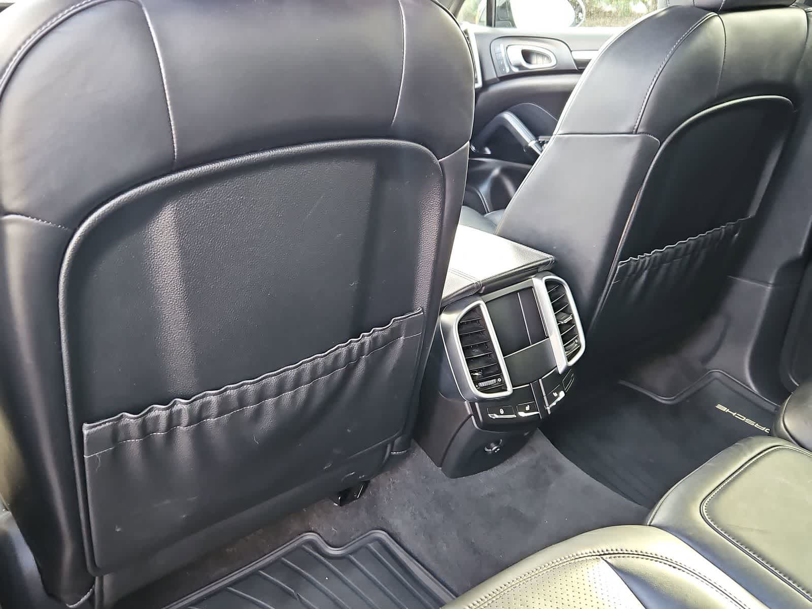 Thumbnail: 2018 Porsche Cayenne - 18