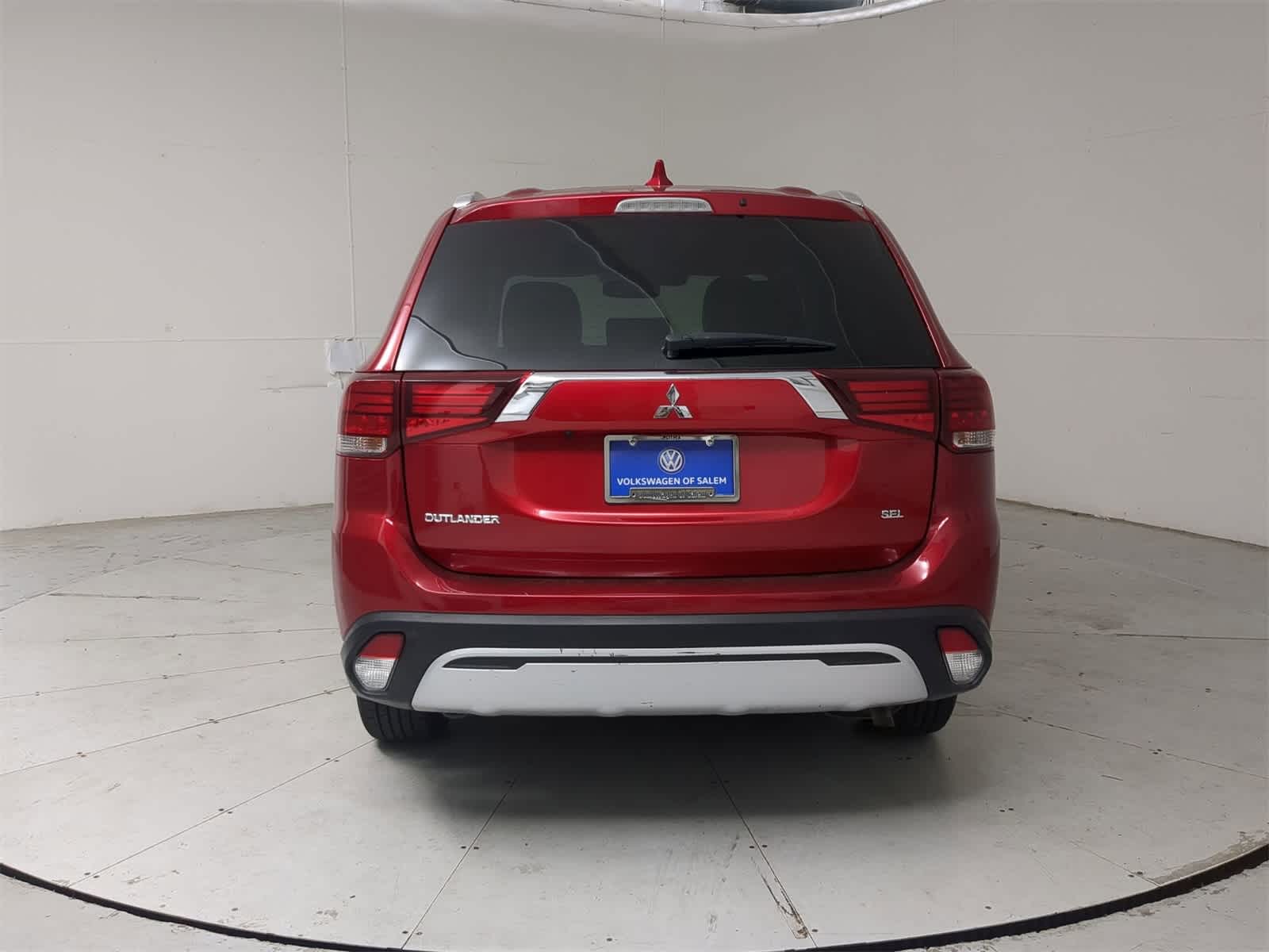 Thumbnail: 2020 Mitsubishi Outlander - 5