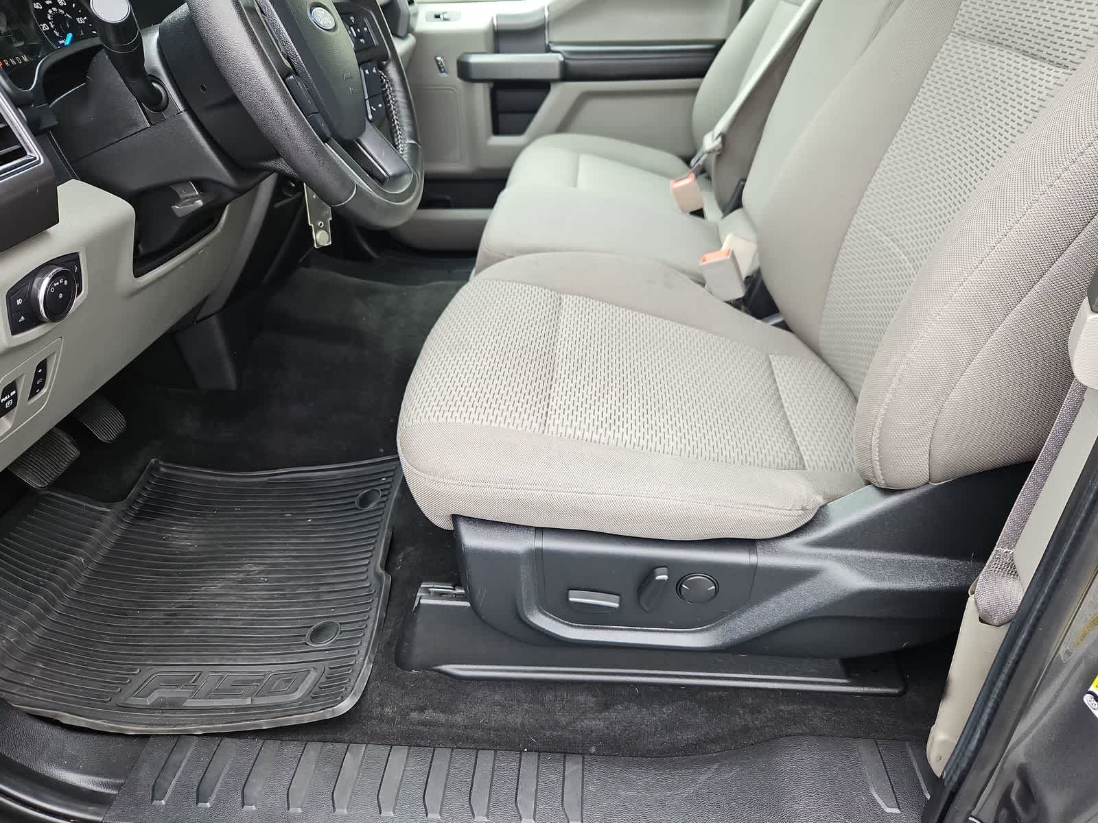 Thumbnail: 2019 Ford F-150 - 16