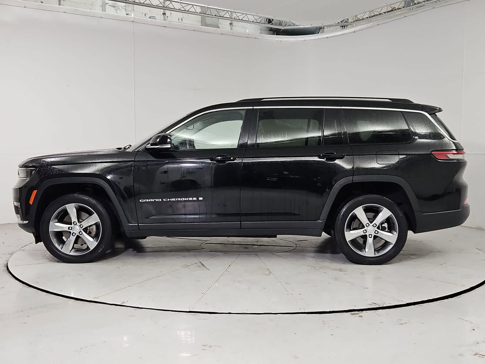 Thumbnail: 2021 Jeep Grand Cherokee L - 3