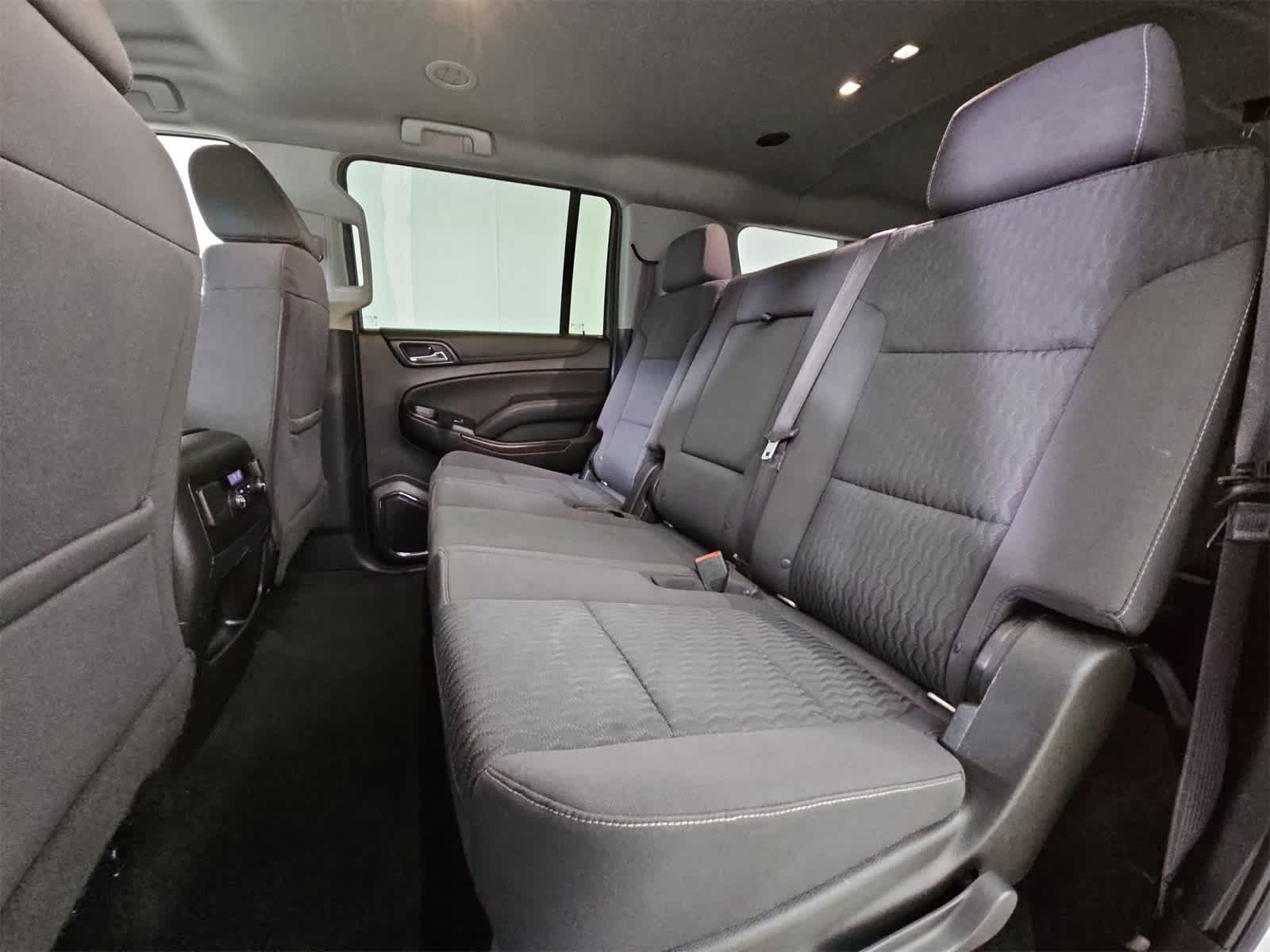 Thumbnail: 2017 GMC Yukon XL - 19