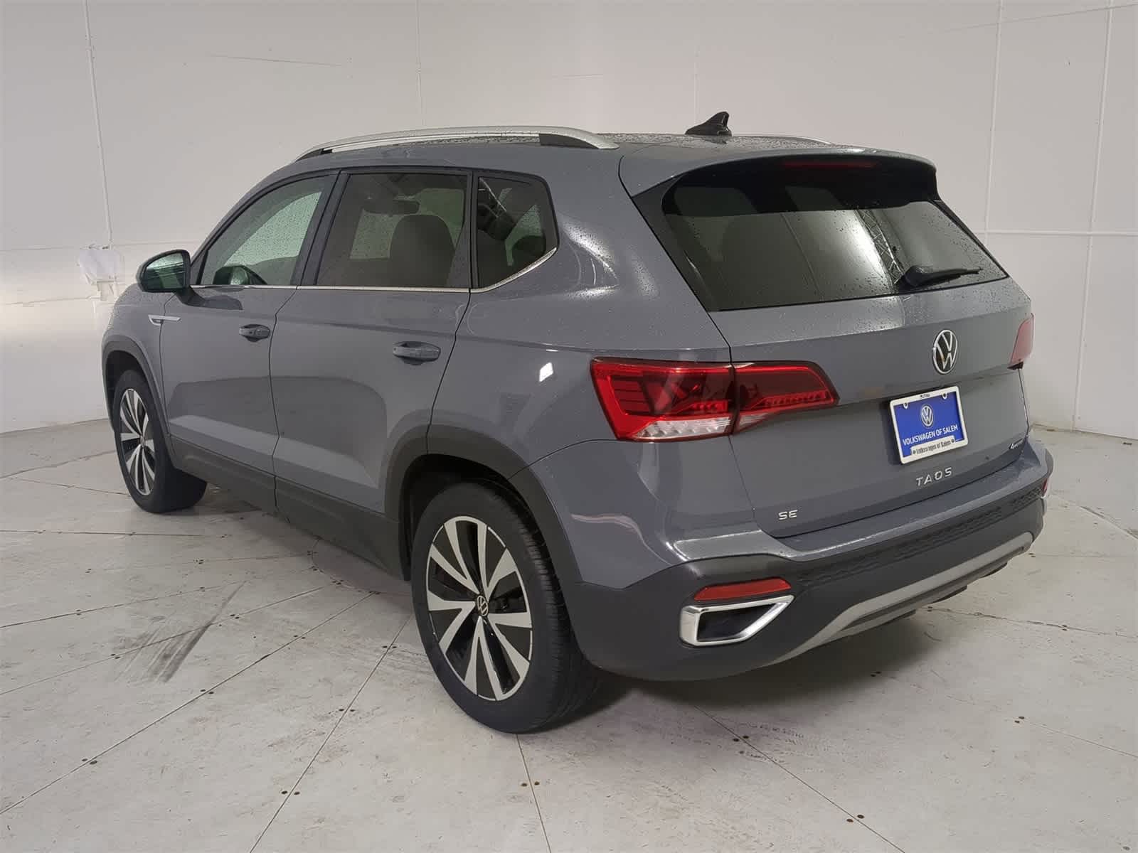 Thumbnail: 2023 Volkswagen Taos - 4