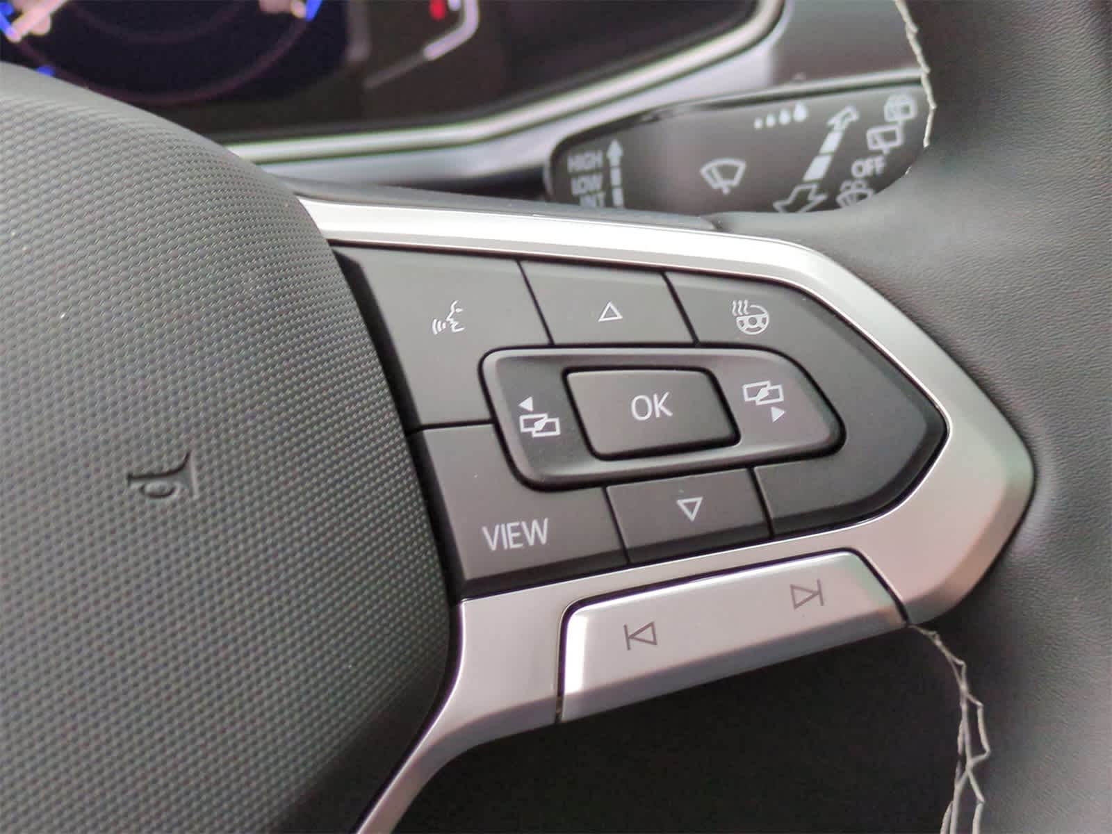 Thumbnail: 2025 Volkswagen Taos - 25