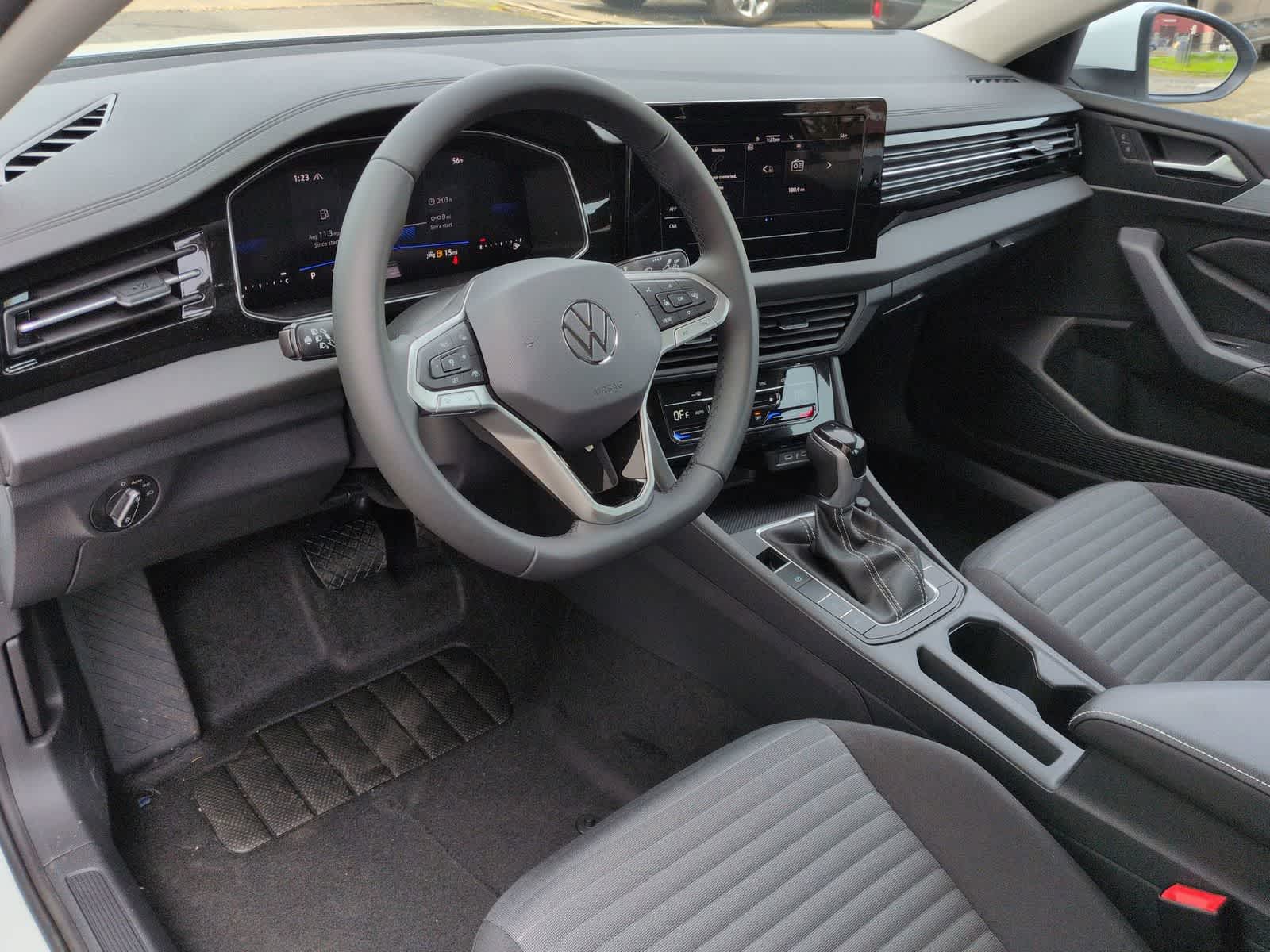 Thumbnail: 2026 Volkswagen Jetta - 2