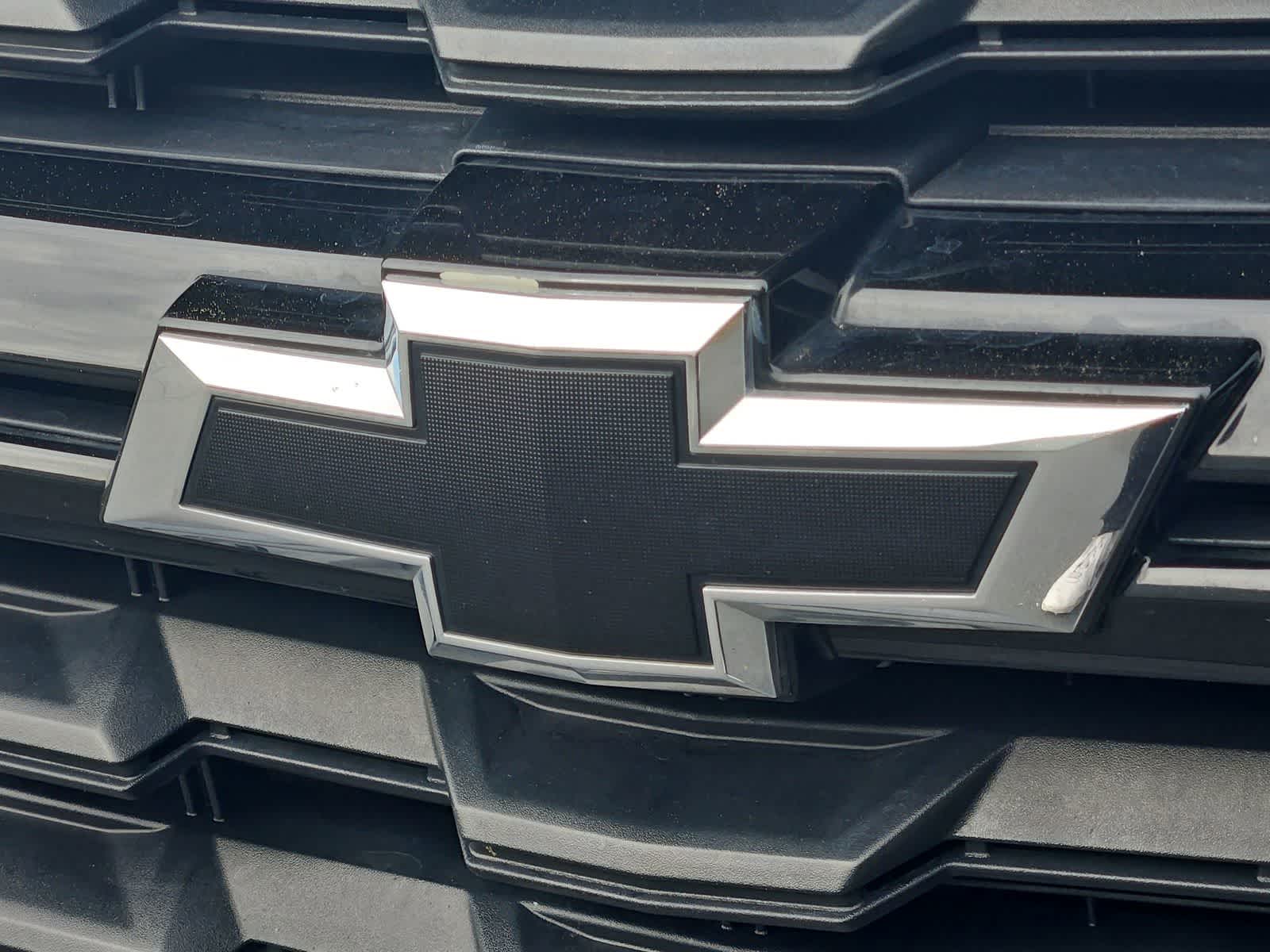 Thumbnail: 2022 Chevrolet Colorado - 11