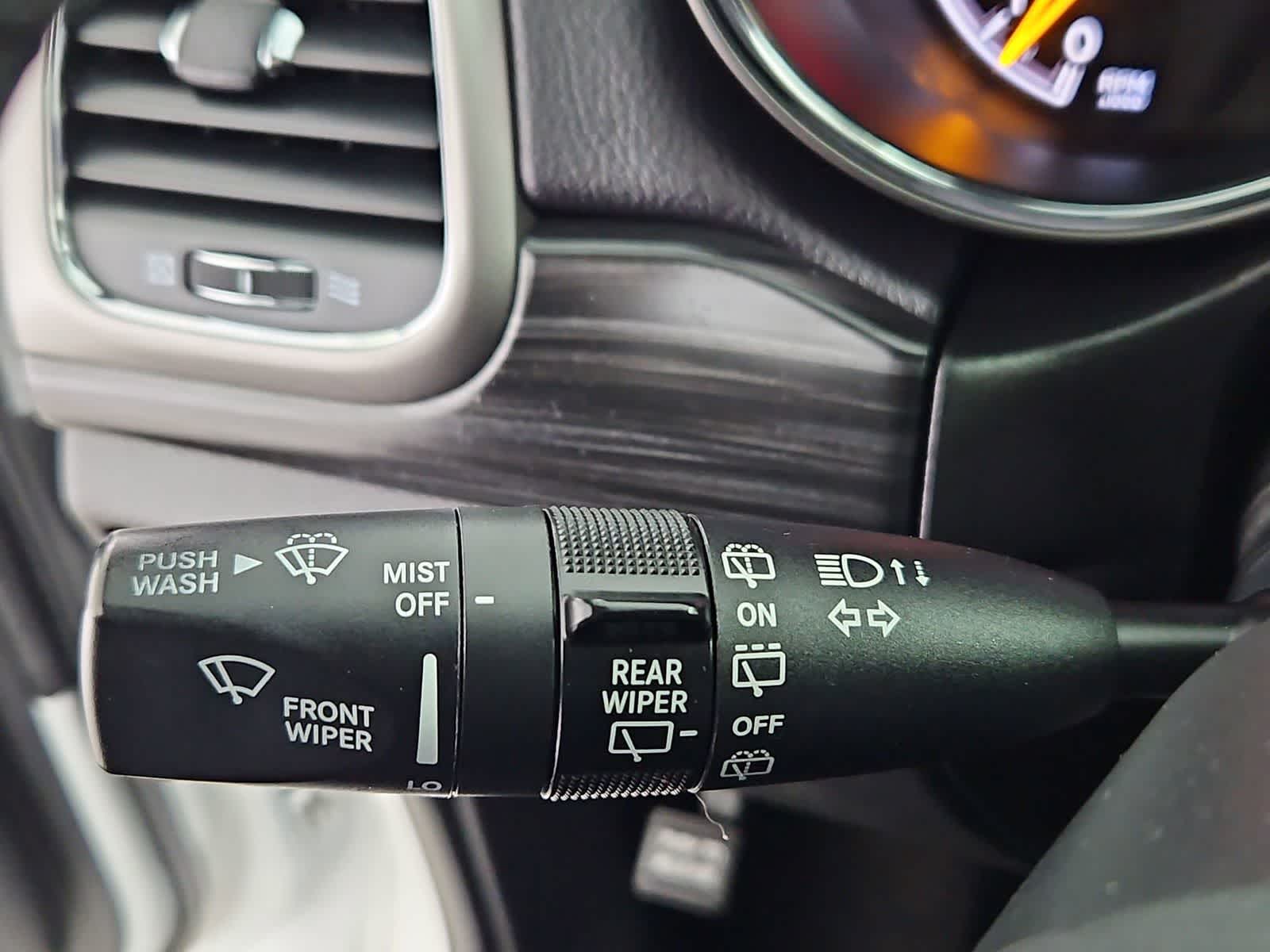 Thumbnail: 2019 Jeep Grand Cherokee - 26