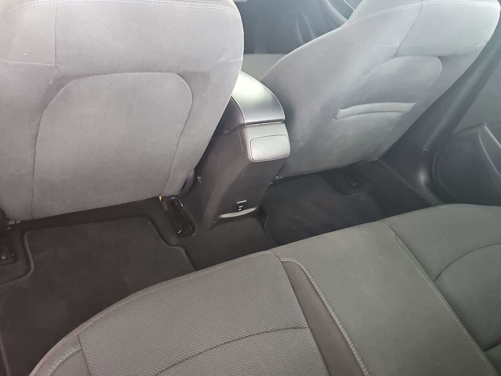 Thumbnail: 2018 Chevrolet Cruze - 17