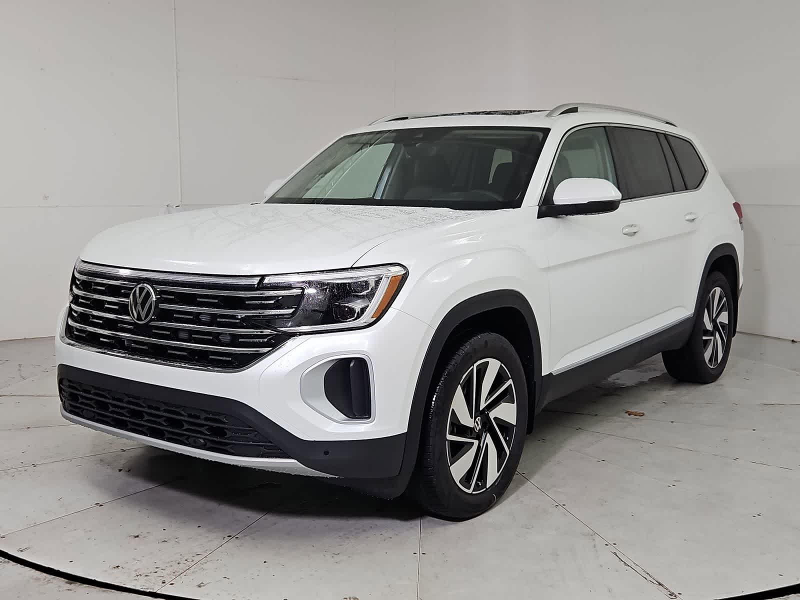 Thumbnail: 2026 Volkswagen Atlas - 1