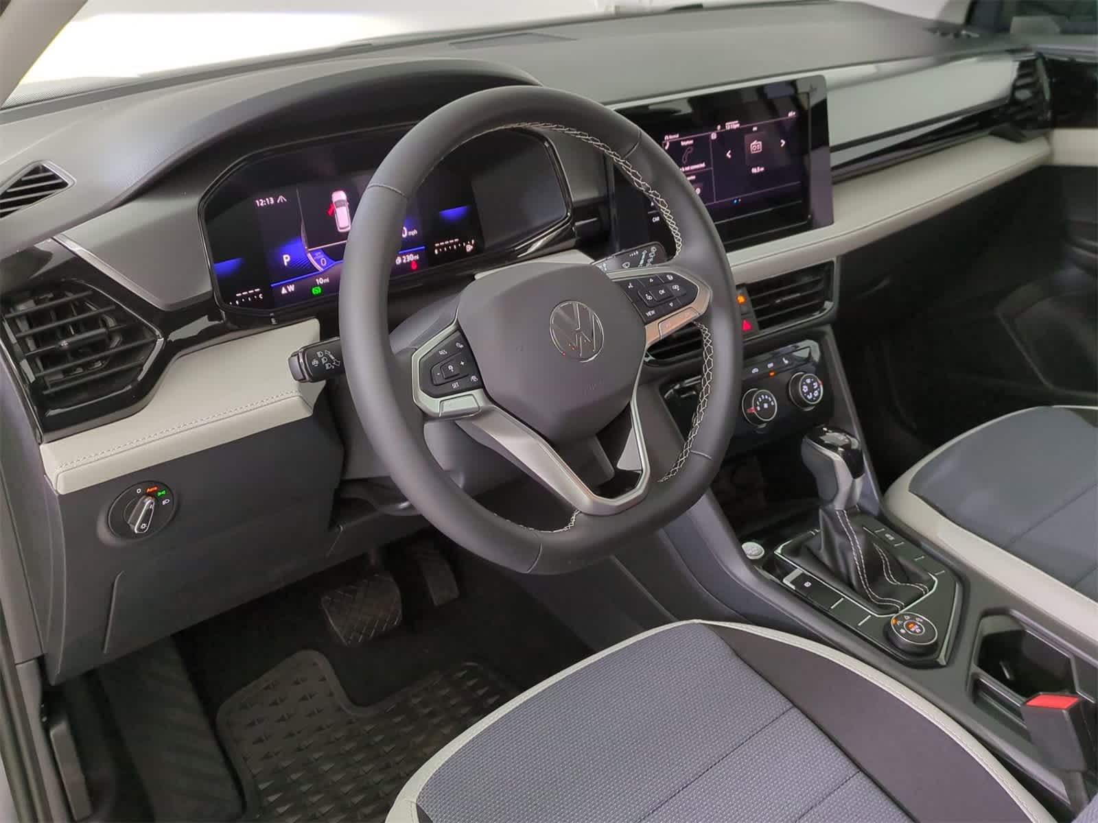 Thumbnail: 2025 Volkswagen Taos - 2