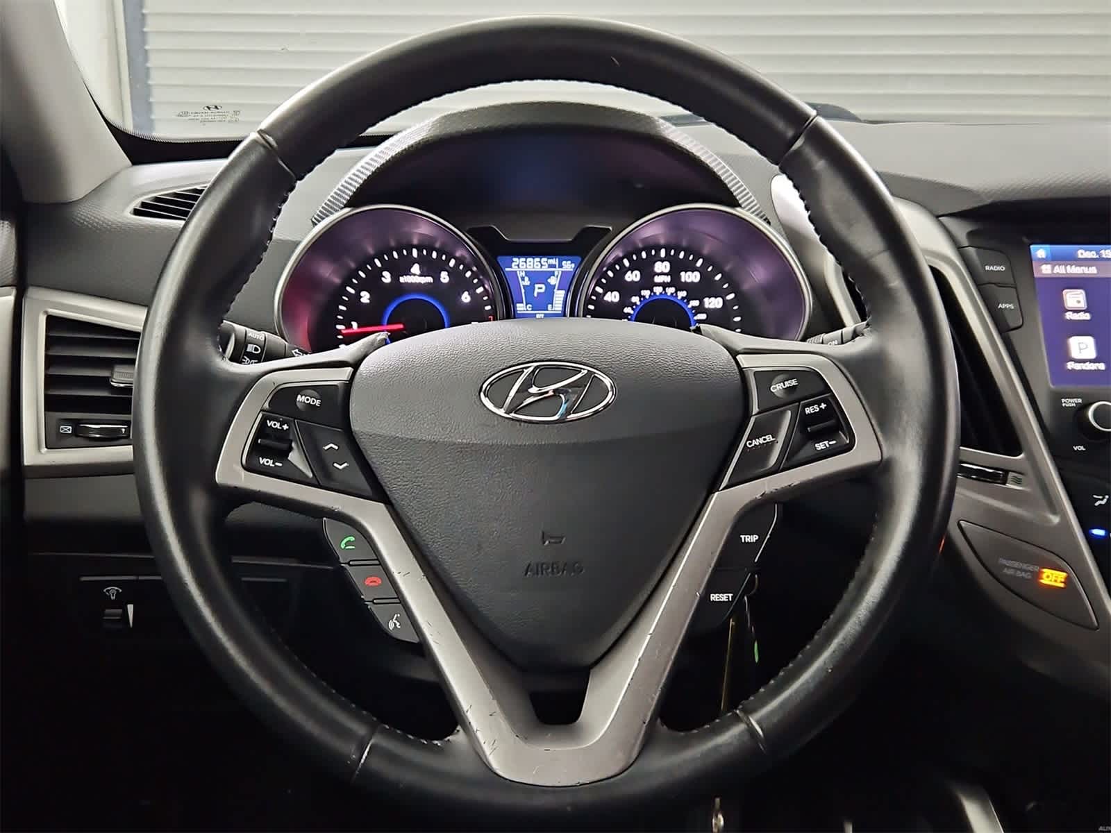 Thumbnail: 2017 Hyundai Veloster - 22