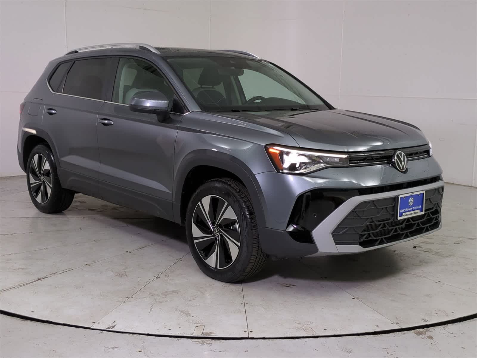 Thumbnail: 2025 Volkswagen Taos - 8