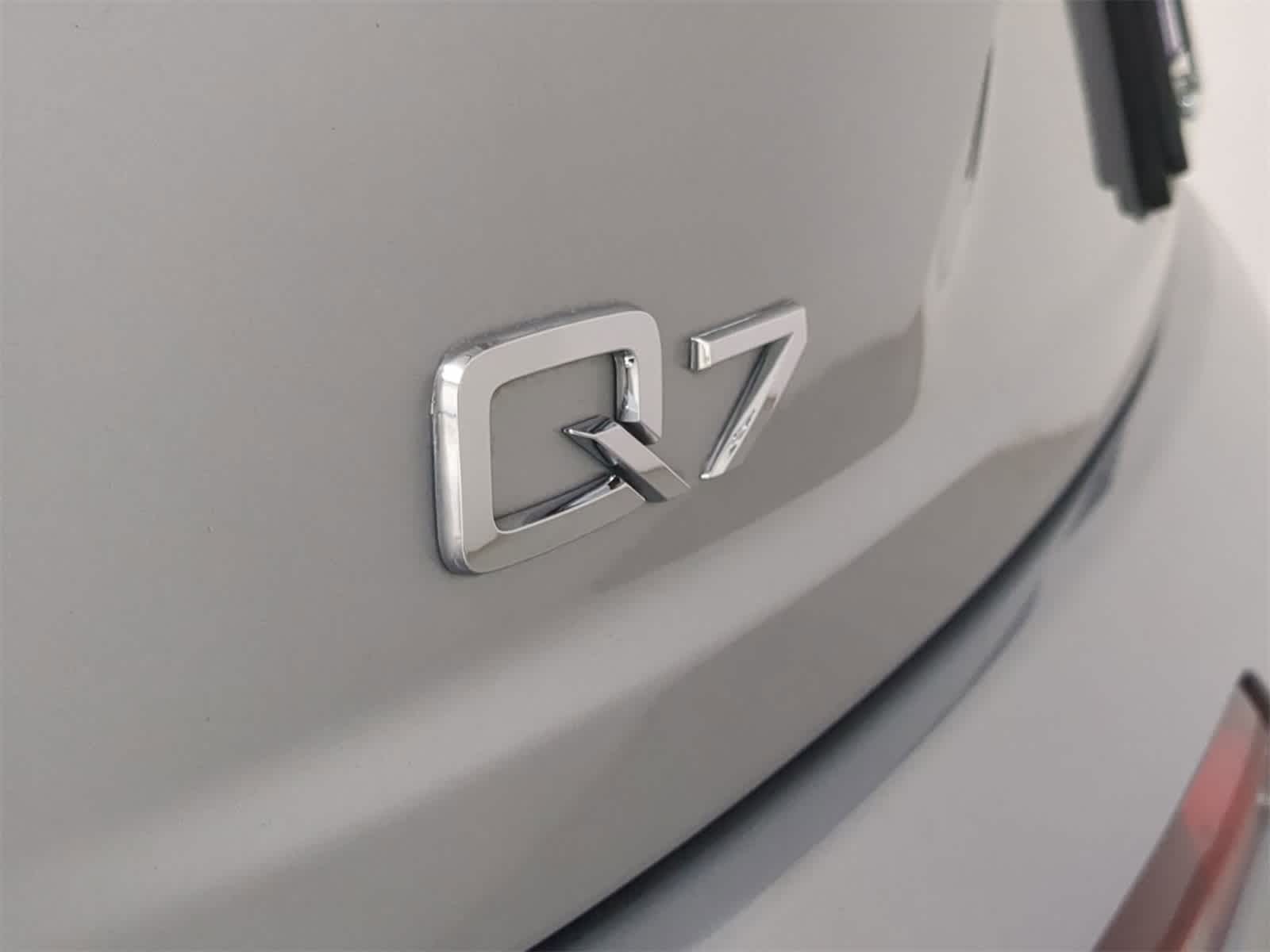 Thumbnail: 2018 Audi Q7 - 12