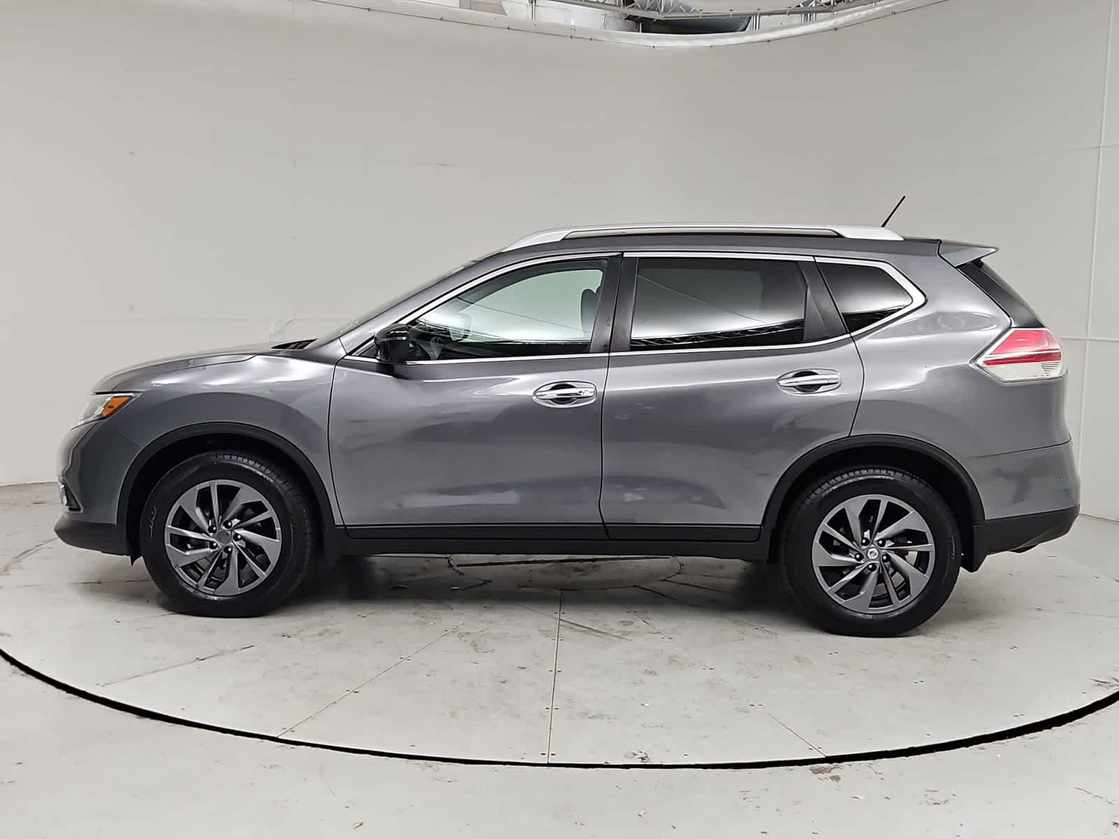 Thumbnail: 2016 Nissan Rogue - 3