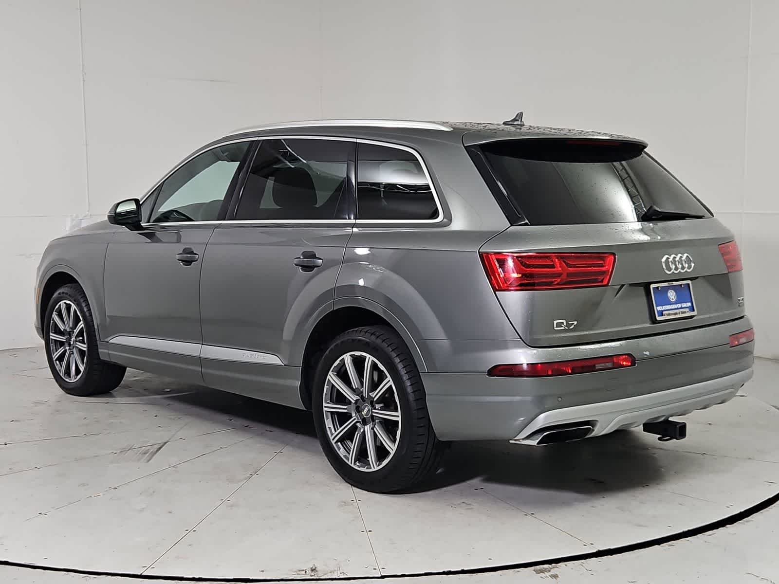 Thumbnail: 2017 Audi Q7 - 4