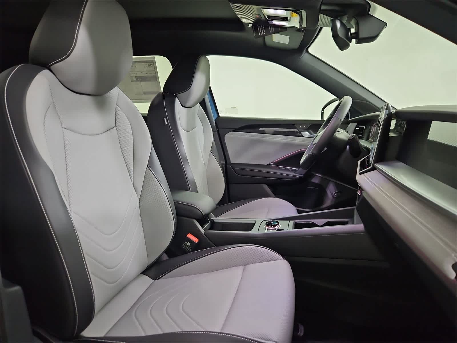 Thumbnail: 2026 Volkswagen Tiguan - 23