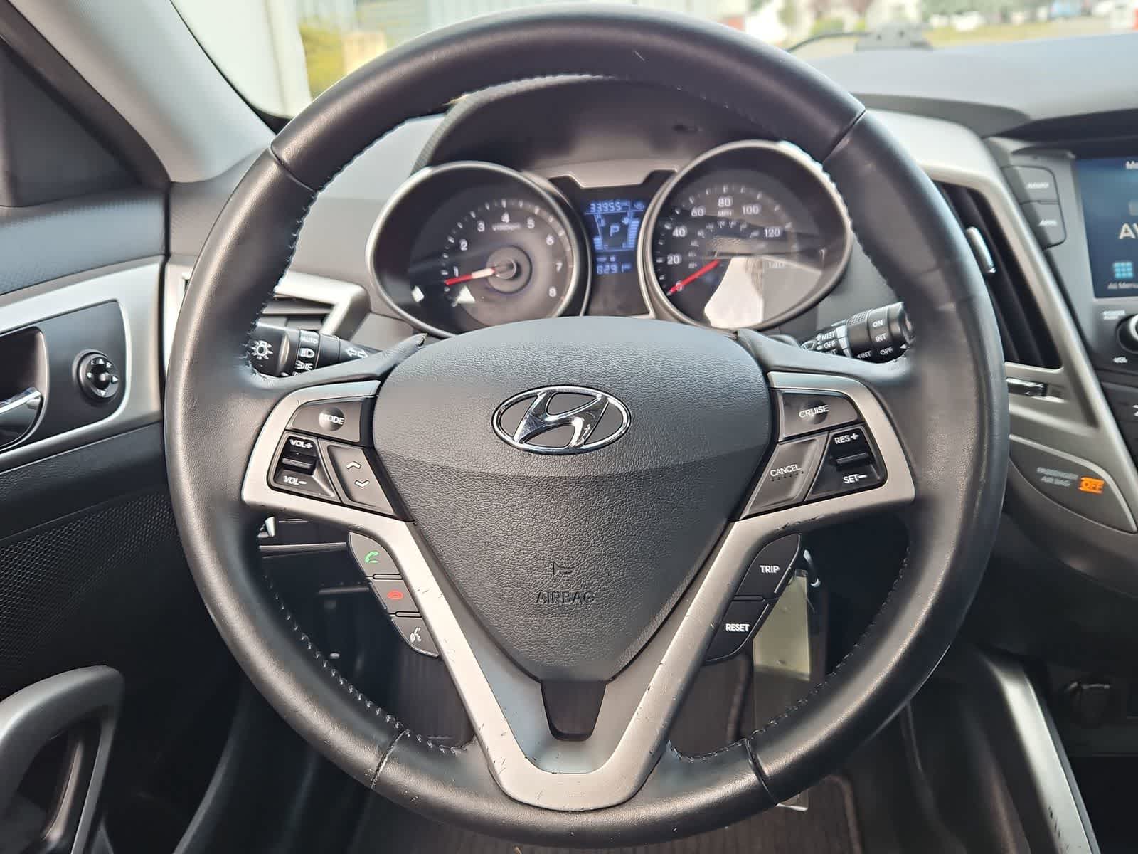 Thumbnail: 2017 Hyundai Veloster - 22