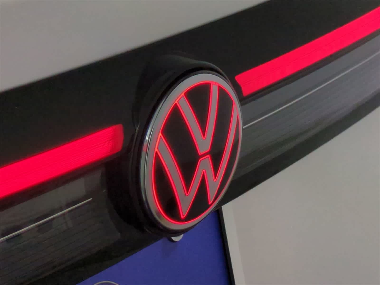 Thumbnail: 2025 Volkswagen Taos - 11