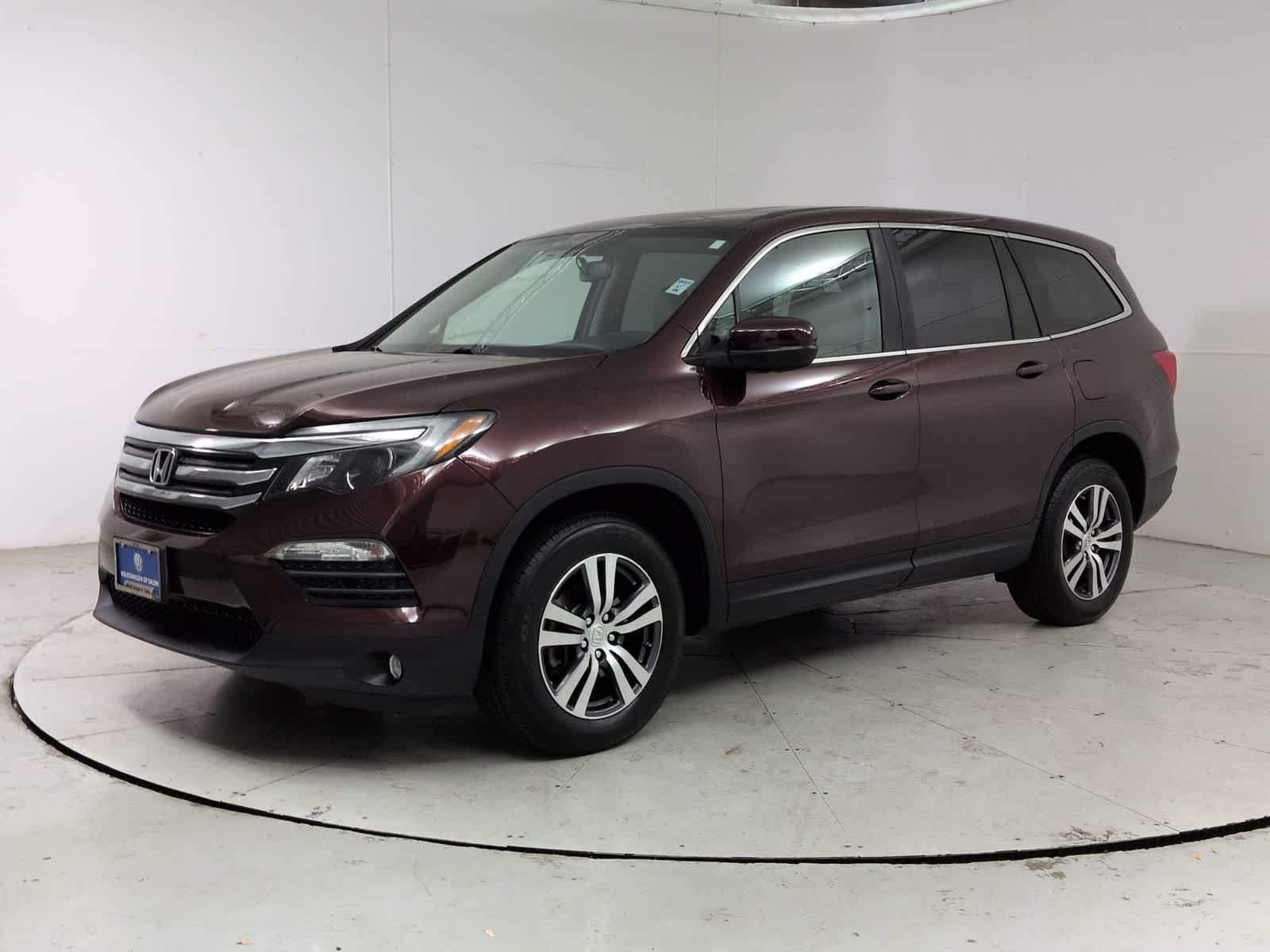 Thumbnail: 2017 Honda Pilot - 1