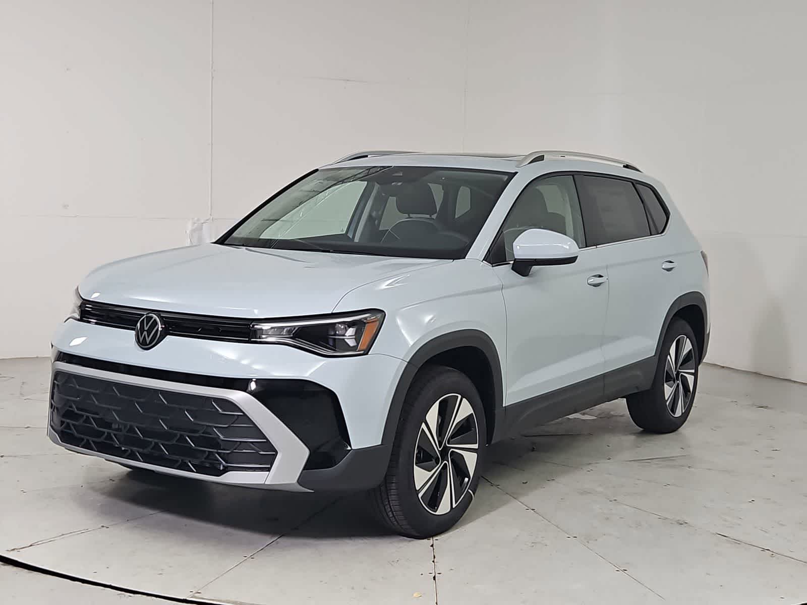 Thumbnail: 2026 Volkswagen Taos - 1