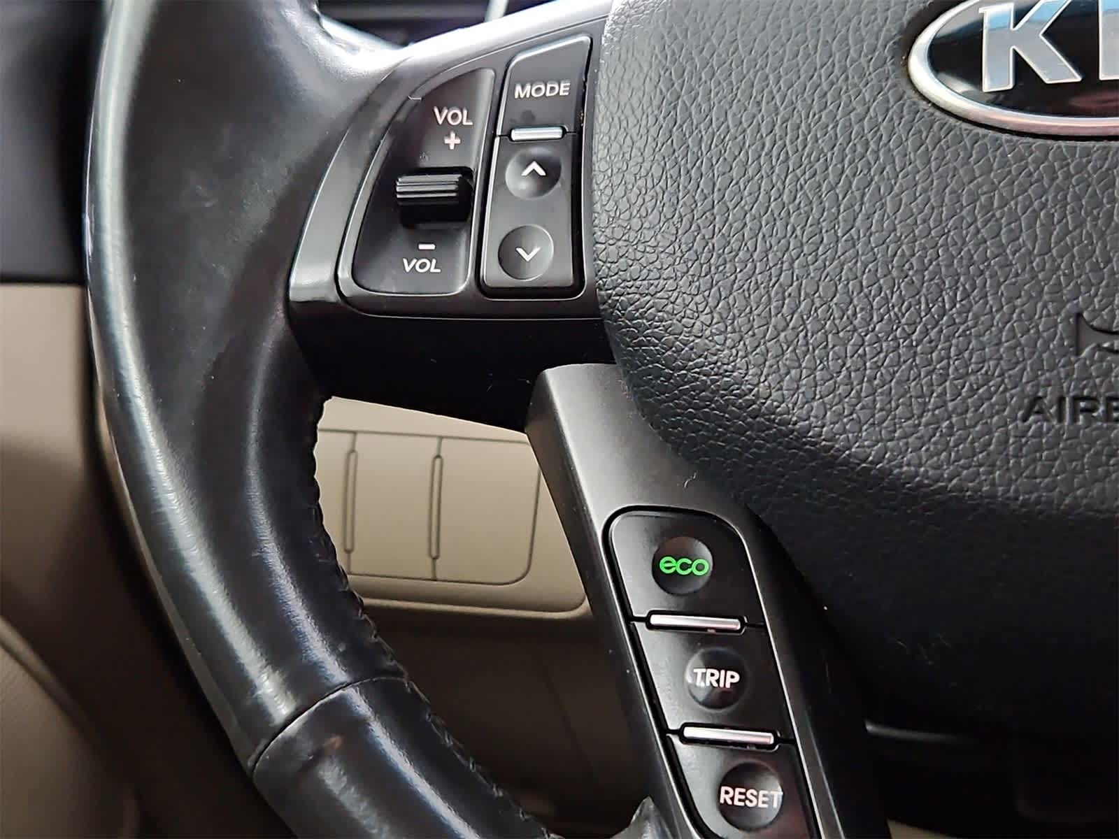 Thumbnail: 2013 Kia Optima - 23