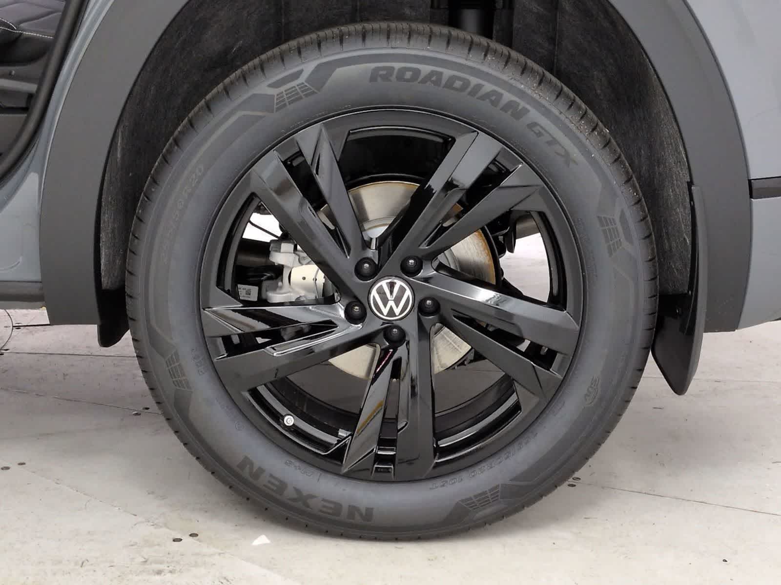 Thumbnail: 2026 Volkswagen Atlas - 13