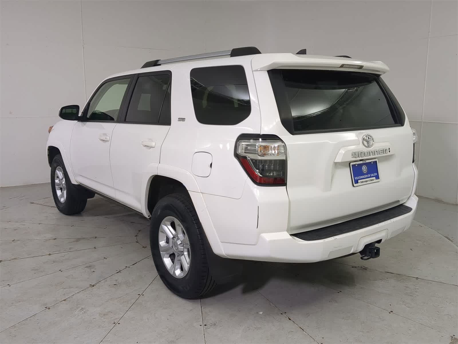 Thumbnail: 2022 Toyota 4Runner - 4