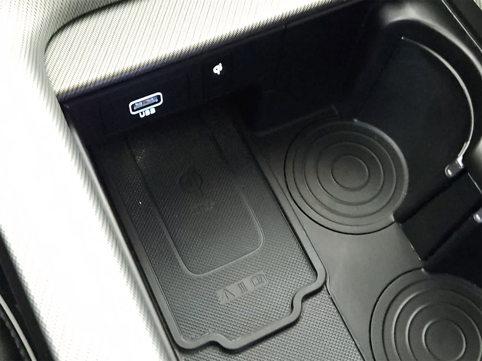 Thumbnail: 2023 Hyundai Palisade - 33