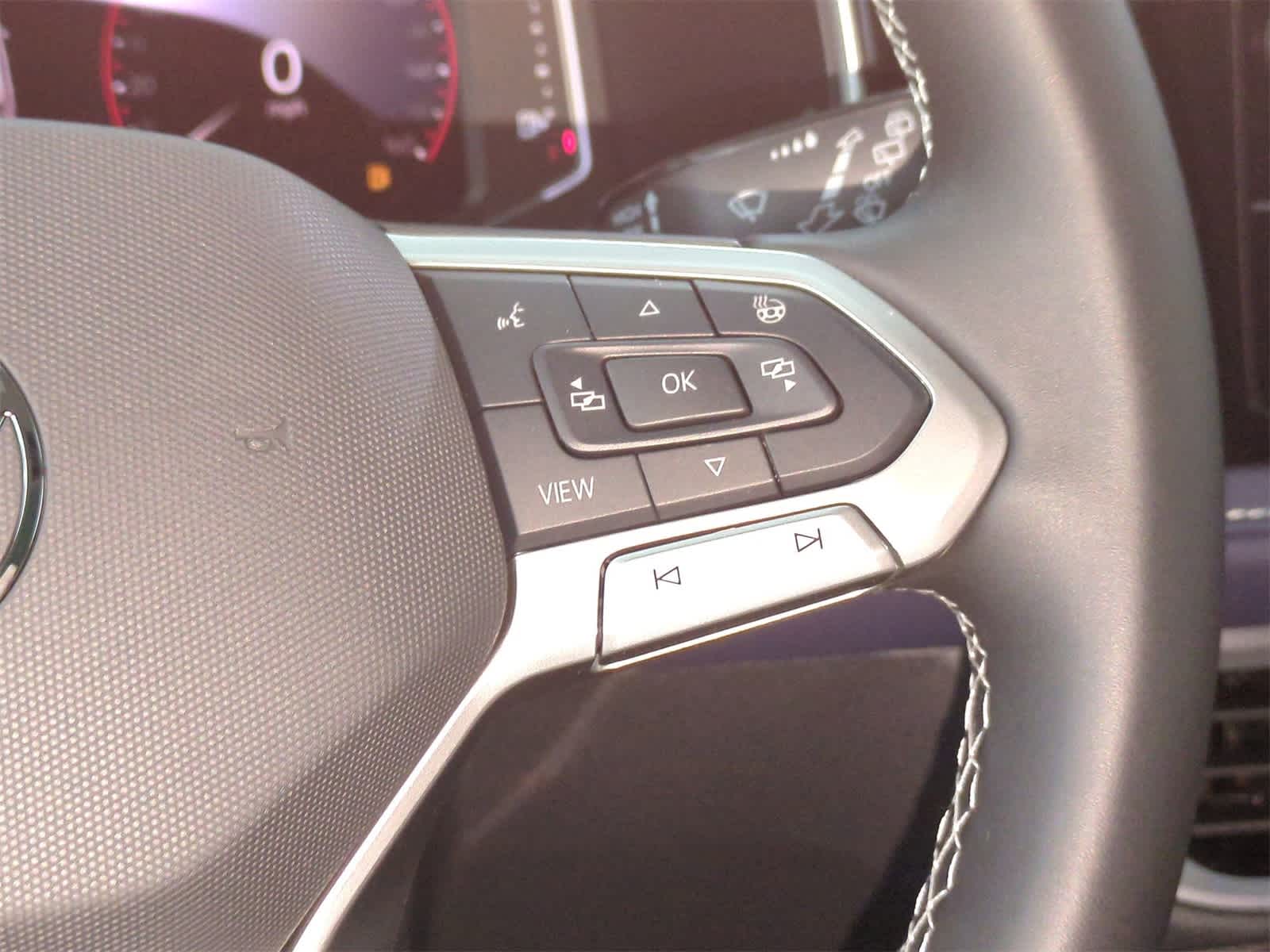 Thumbnail: 2025 Volkswagen Taos - 25