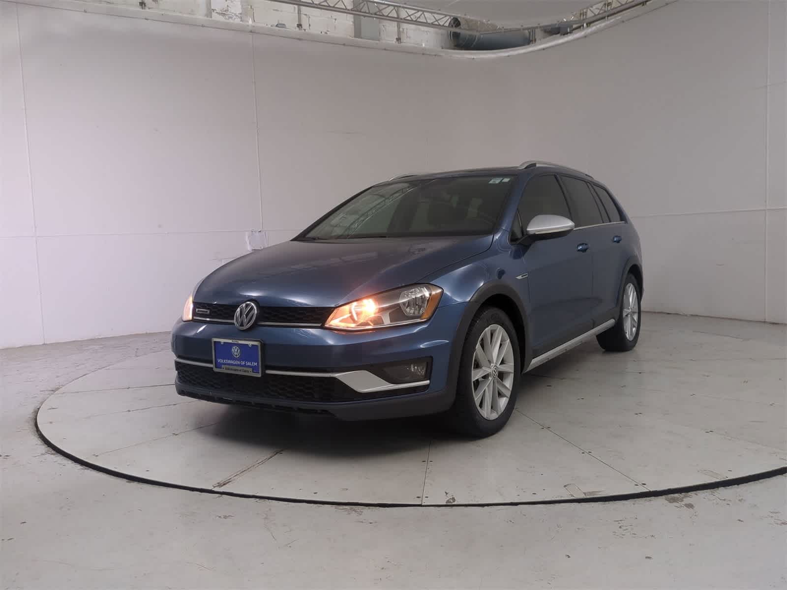 2017 Volkswagen Golf Alltrack SE -
                  Salem, OR
