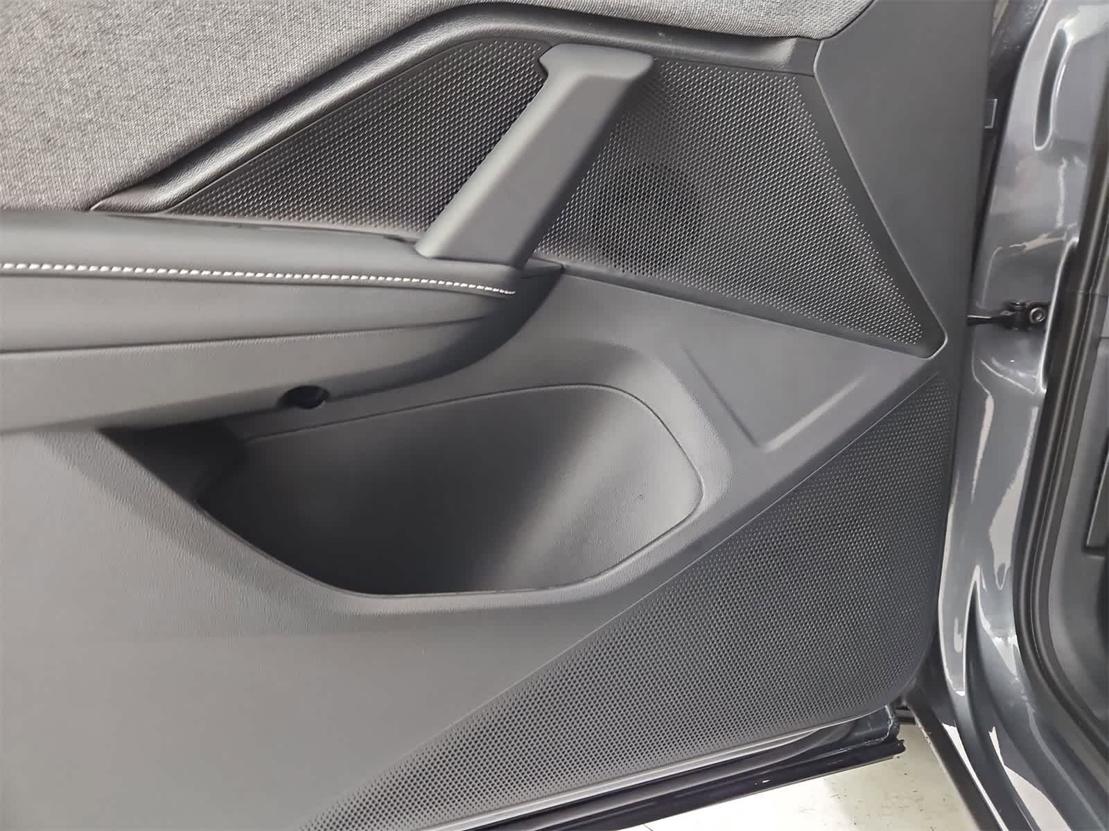 Thumbnail: 2026 Volkswagen Tiguan - 30