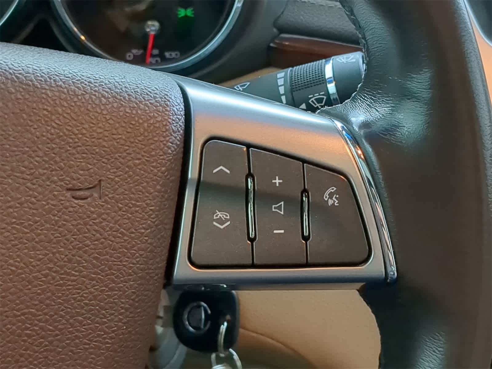 Thumbnail: 2011 Cadillac CTS - 25