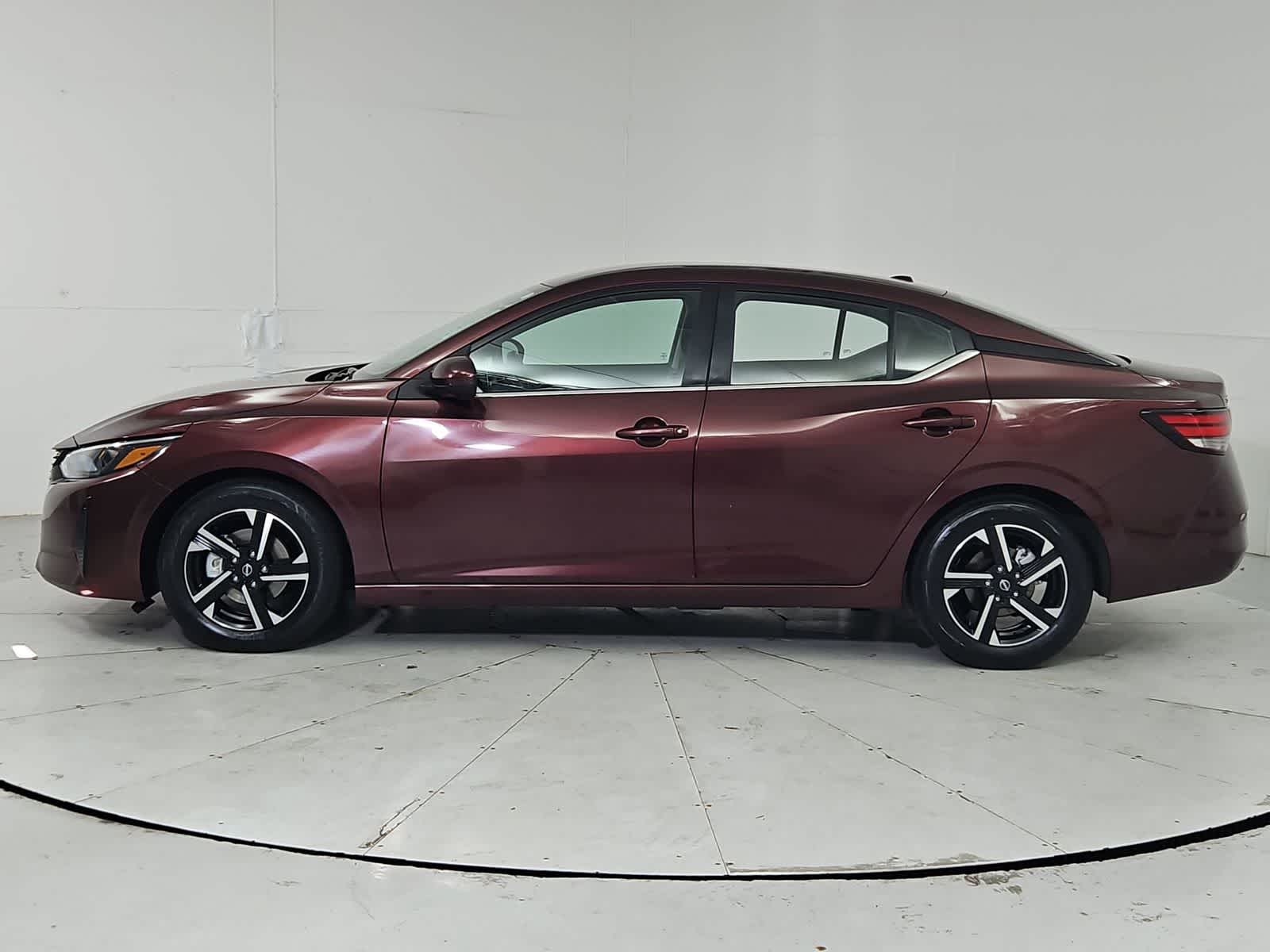 Thumbnail: 2024 Nissan Sentra - 3