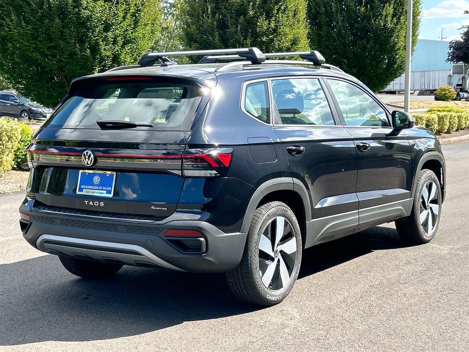 Thumbnail: 2025 Volkswagen Taos - 6