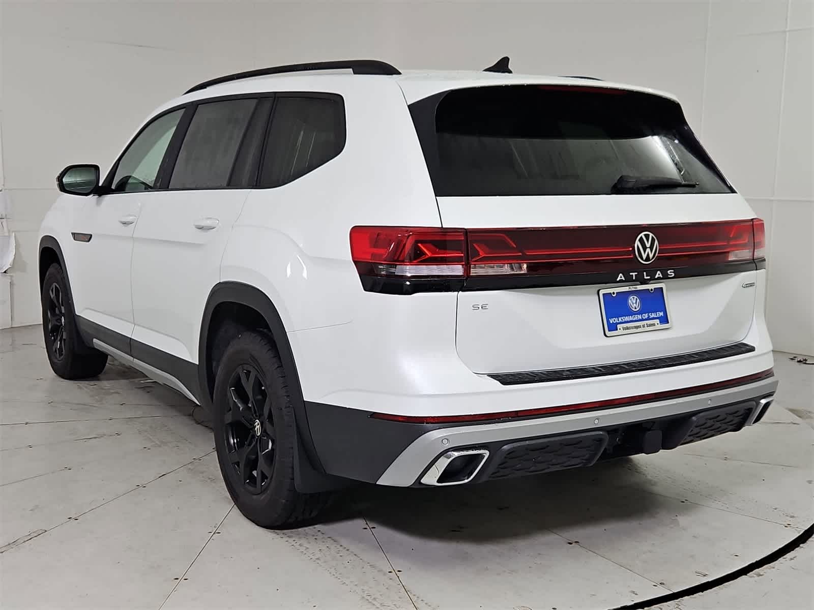 Thumbnail: 2026 Volkswagen Atlas - 4