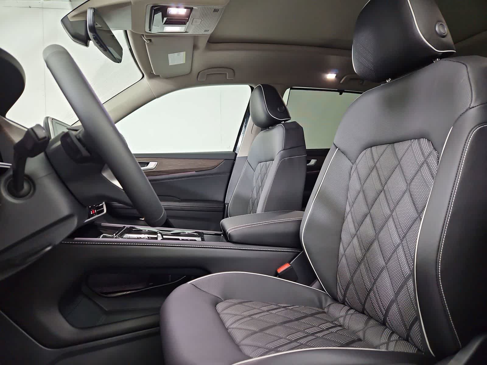 Thumbnail: 2026 Volkswagen Atlas - 16