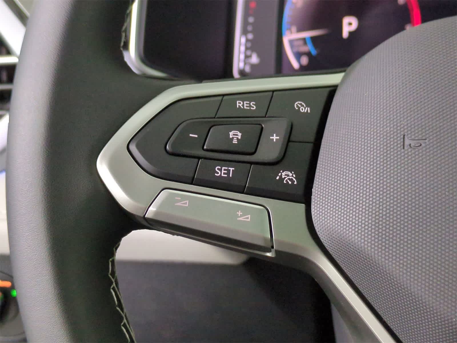 Thumbnail: 2025 Volkswagen Taos - 23