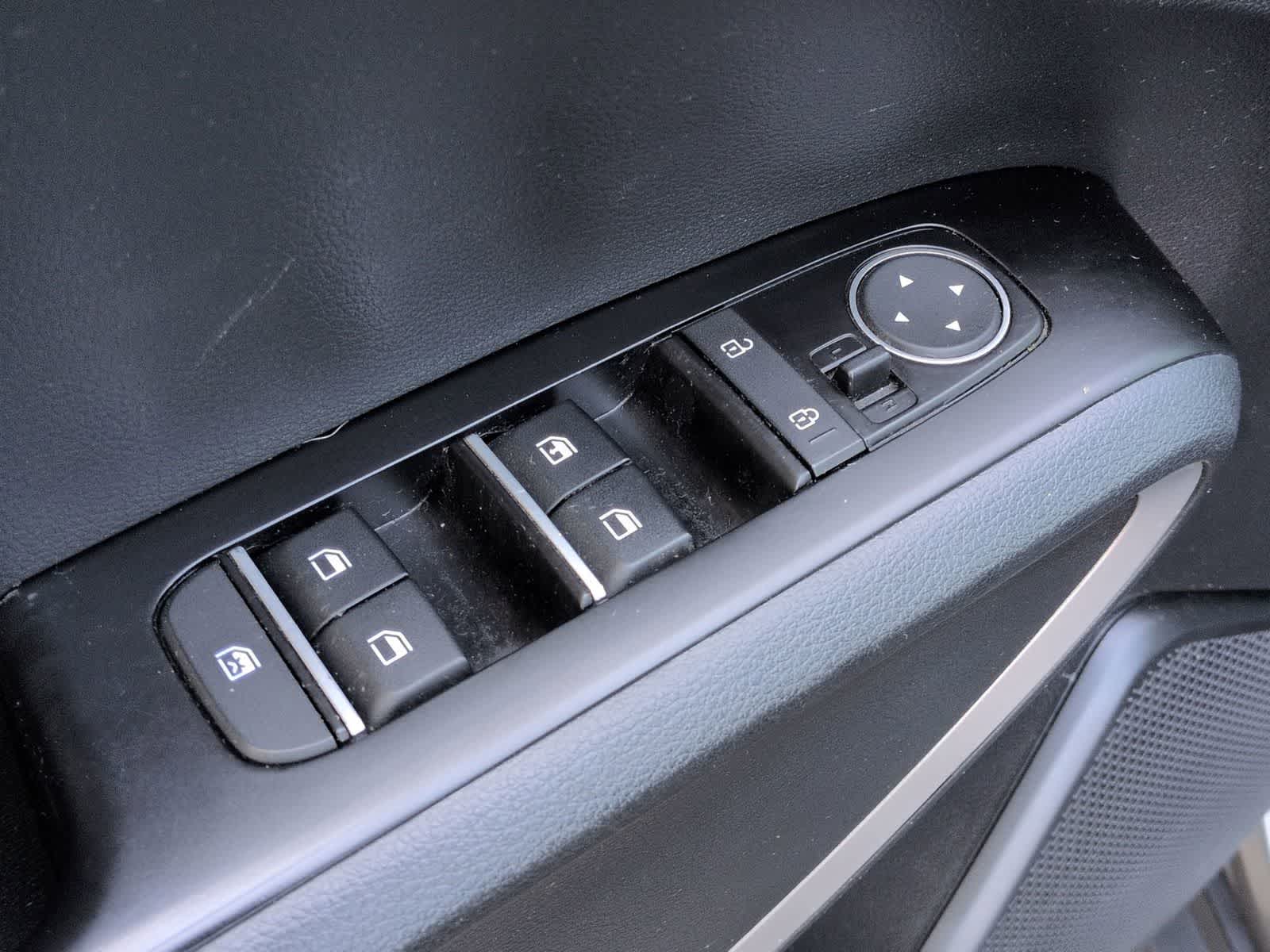Thumbnail: 2023 Kia Soul - 15