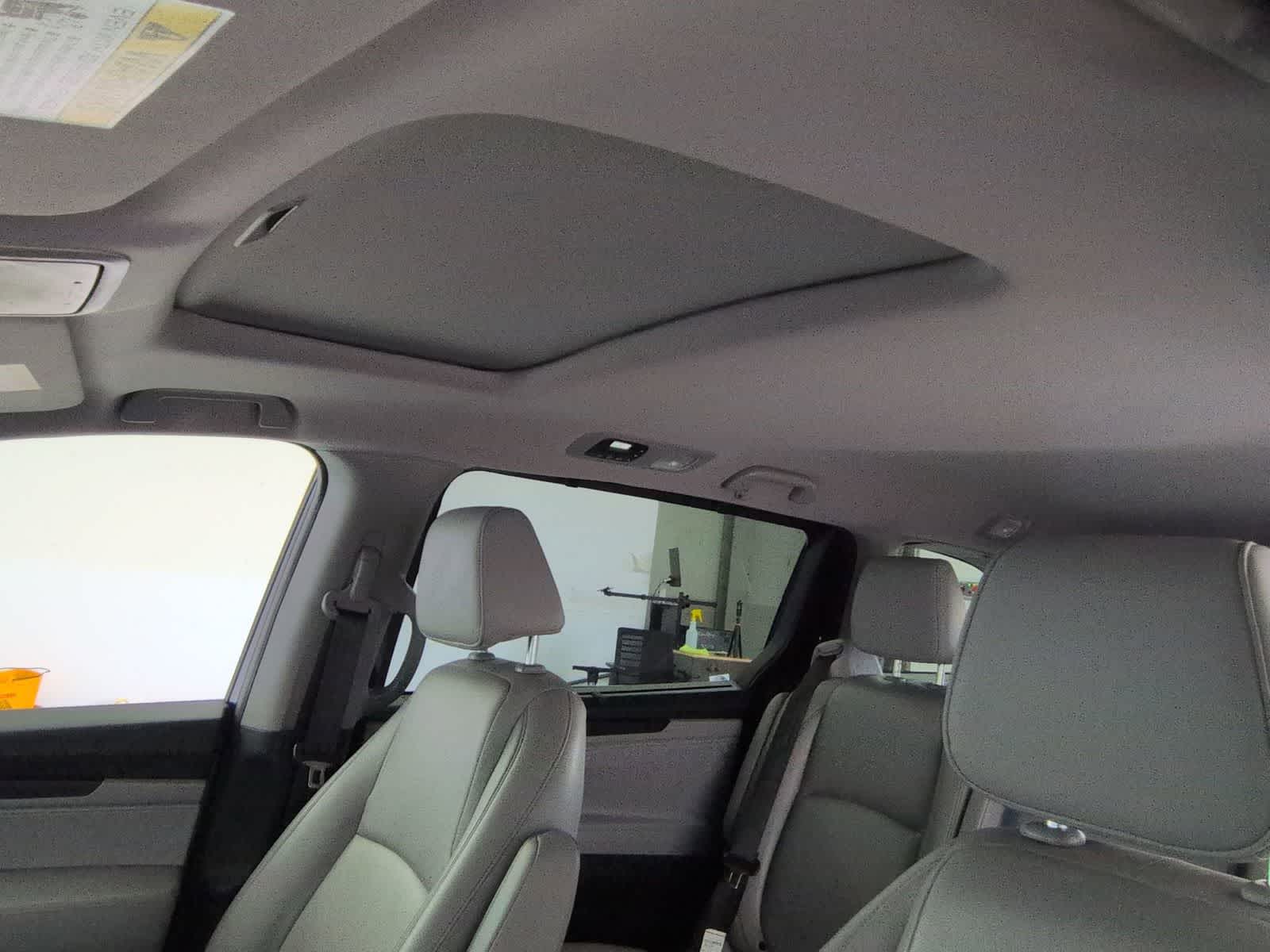 Thumbnail: 2023 Honda Odyssey - 19