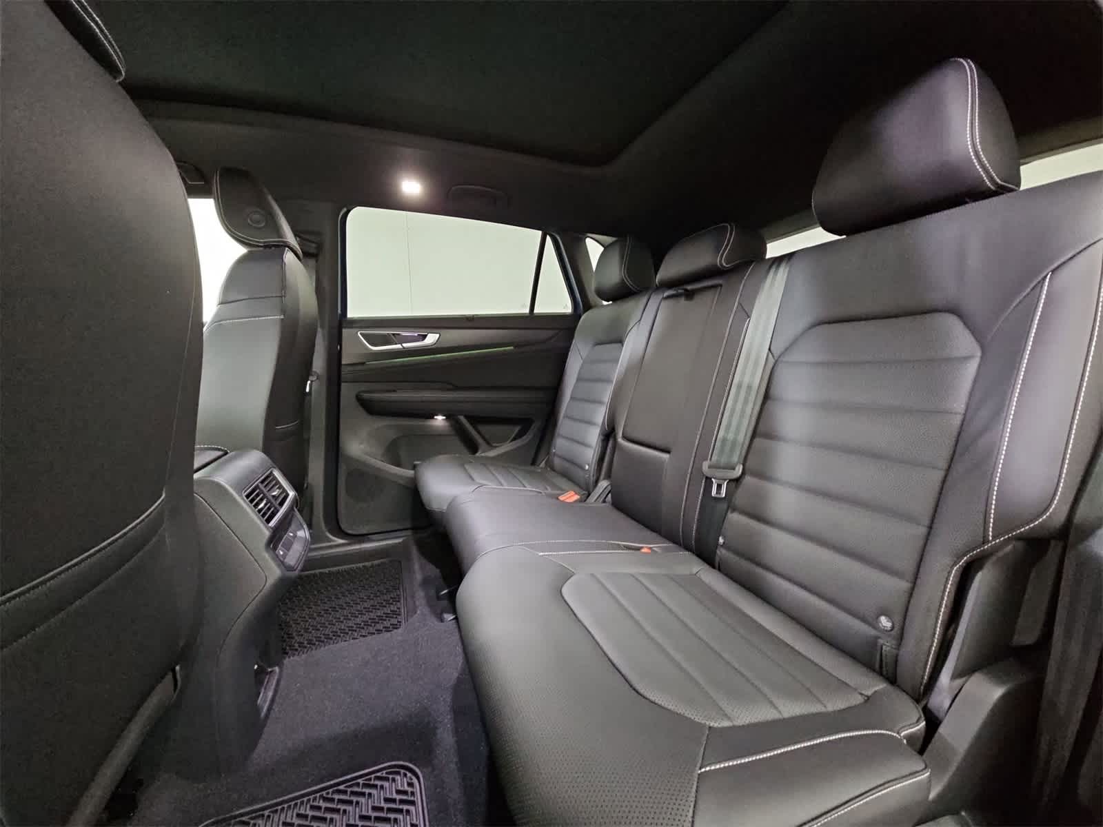 Thumbnail: 2026 Volkswagen Atlas - 20