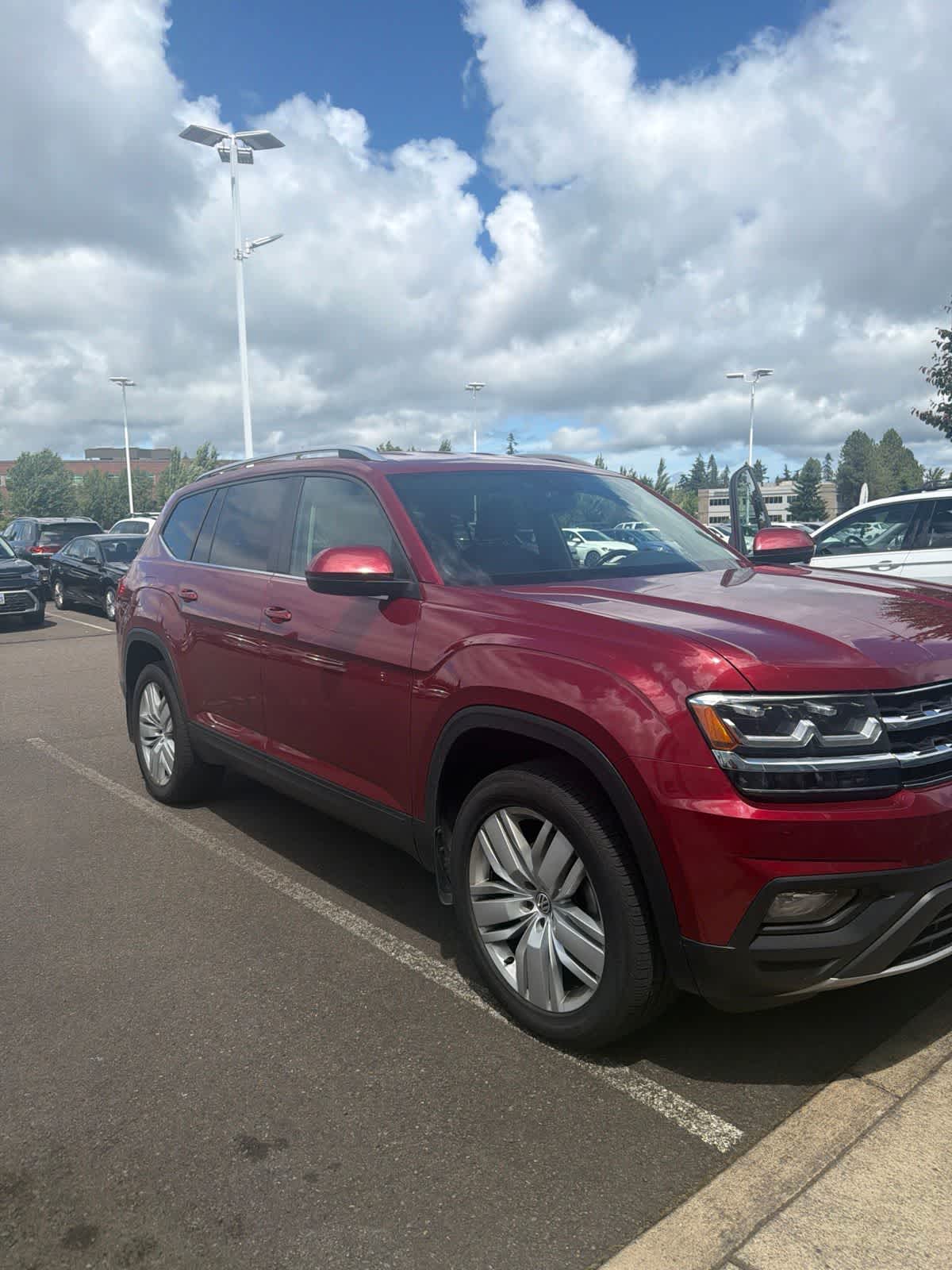 Thumbnail: 2019 Volkswagen Atlas - 3