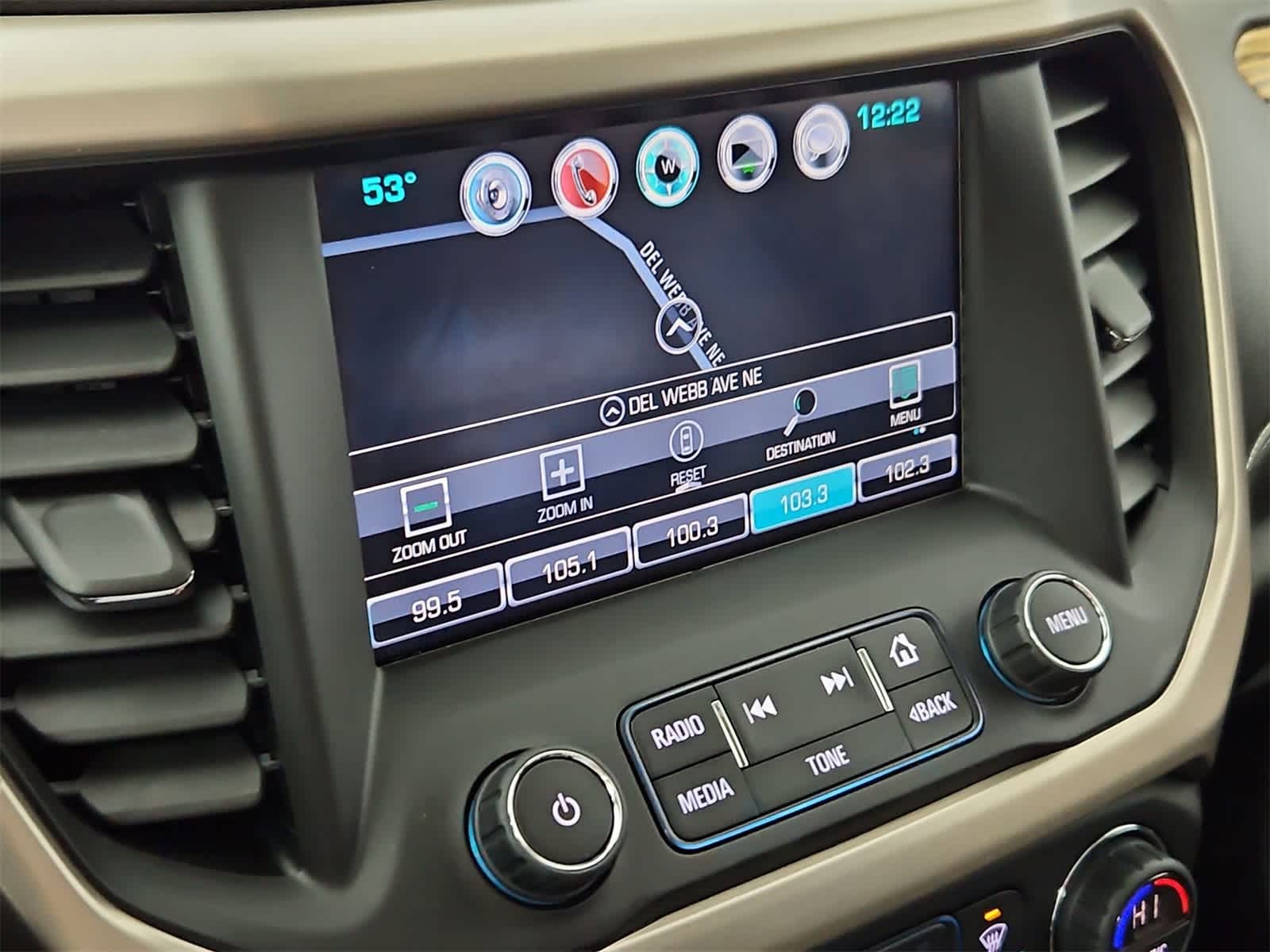 Thumbnail: 2017 GMC Acadia - 30