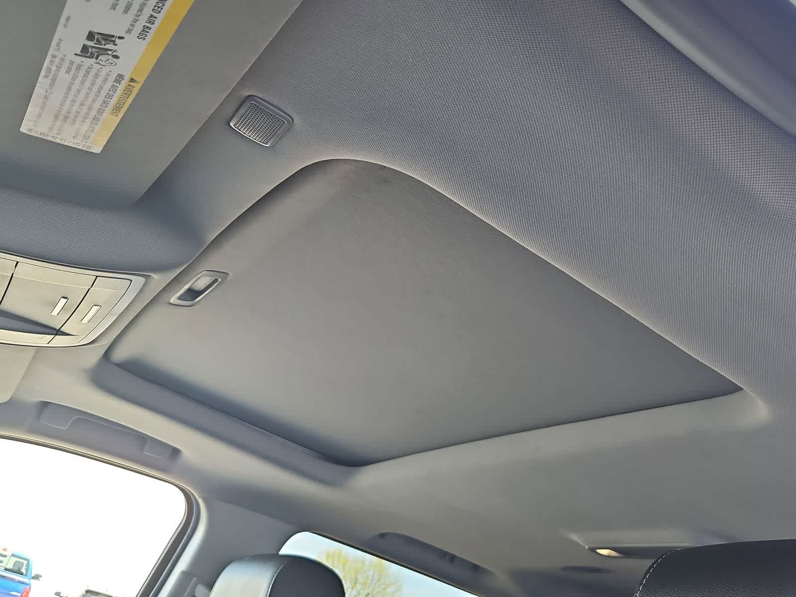 Thumbnail: 2018 Chevrolet Tahoe - 19