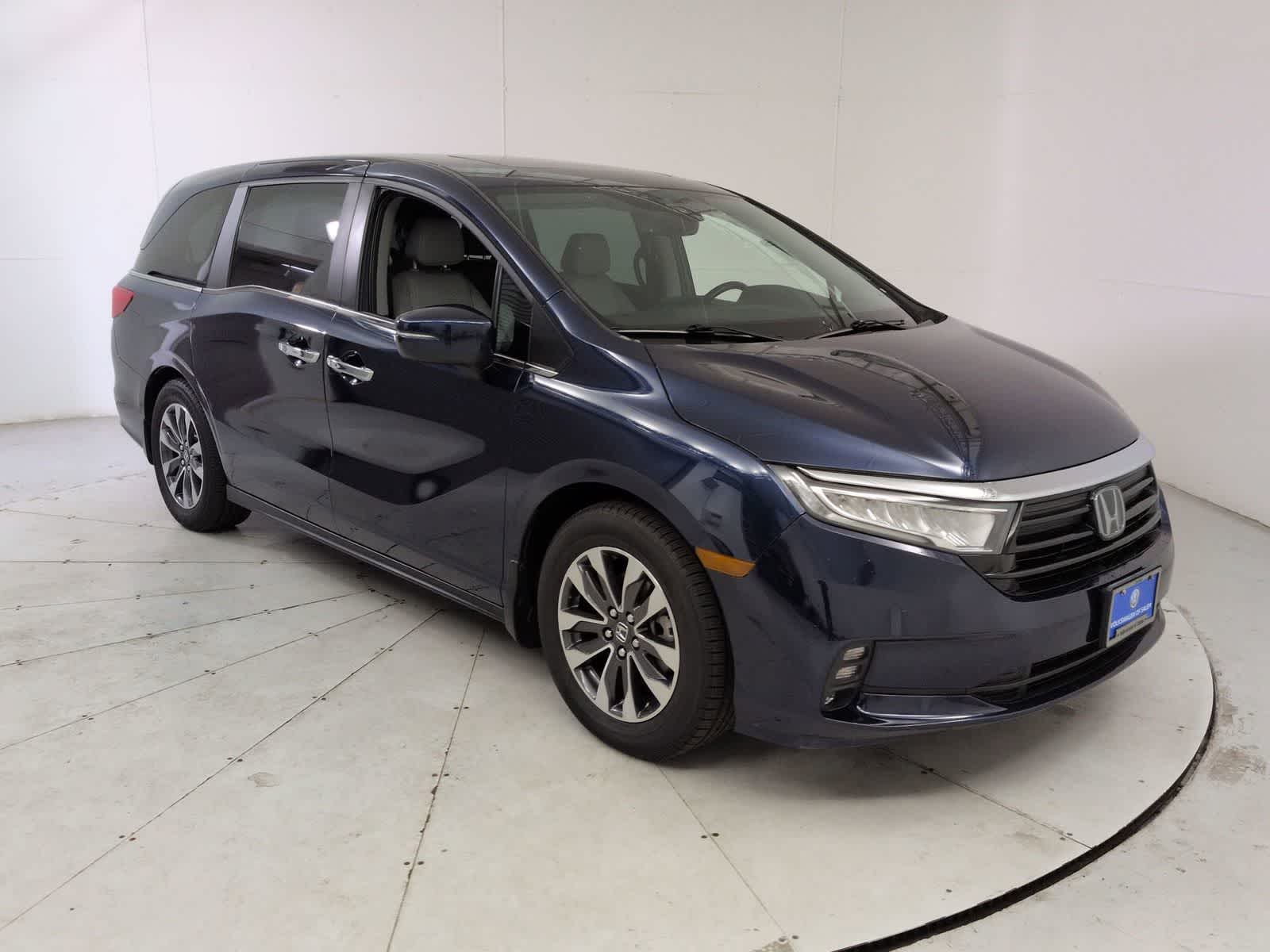 Thumbnail: 2023 Honda Odyssey - 8