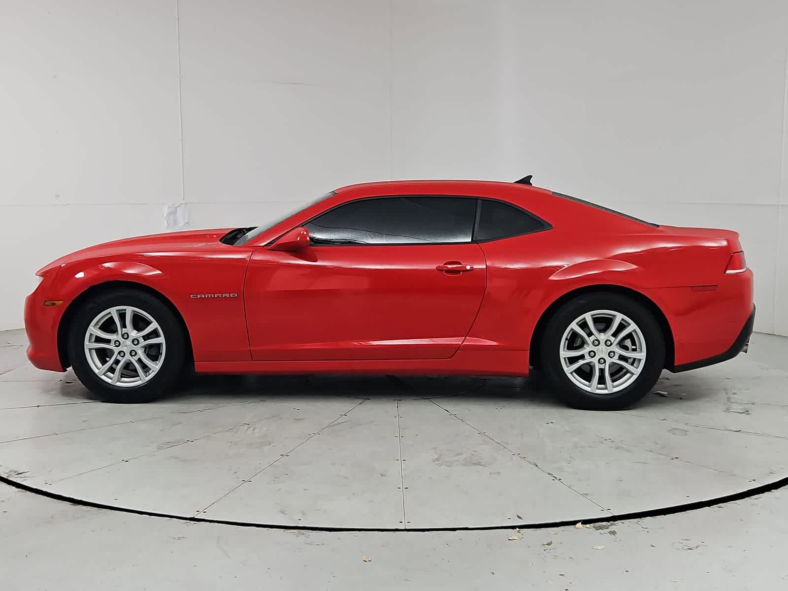 Thumbnail: 2015 Chevrolet Camaro - 3