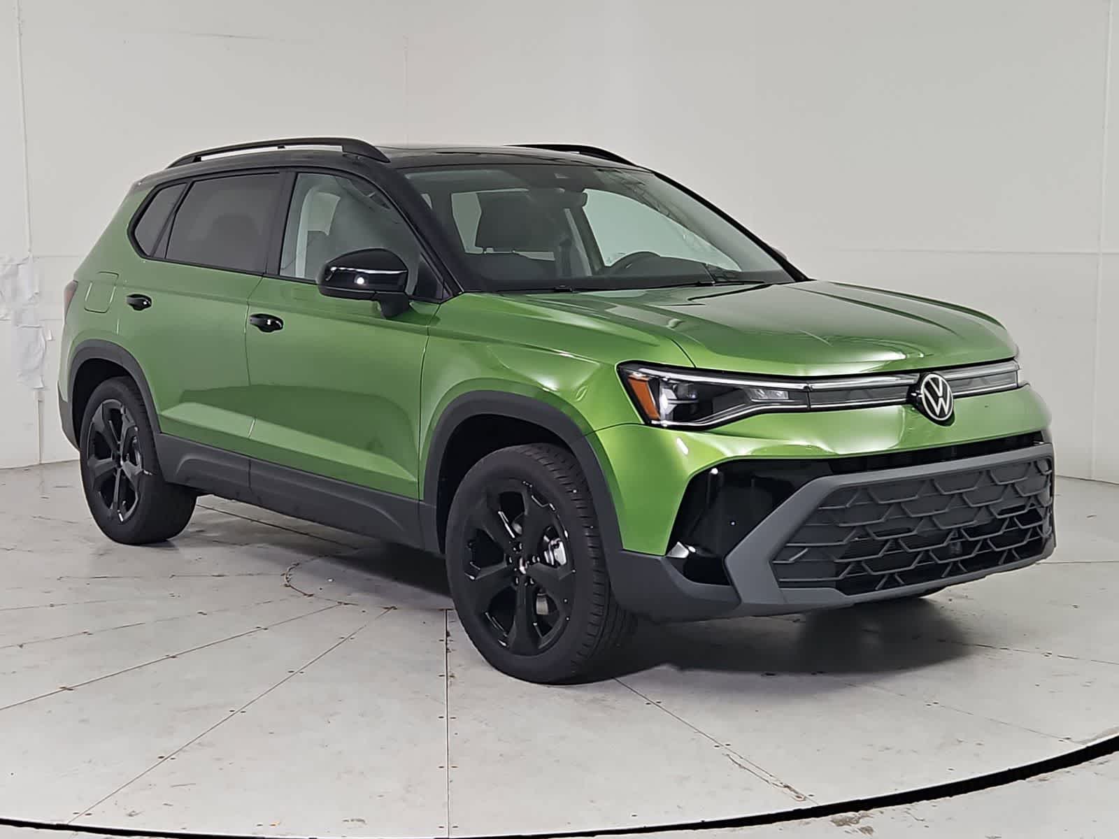 Thumbnail: 2026 Volkswagen Taos - 8