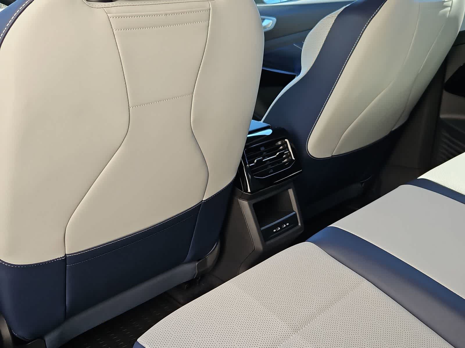 Thumbnail: 2026 Volkswagen ID.4 - 18