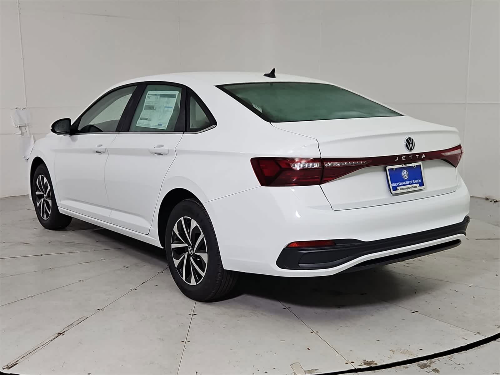 Thumbnail: 2026 Volkswagen Jetta - 4