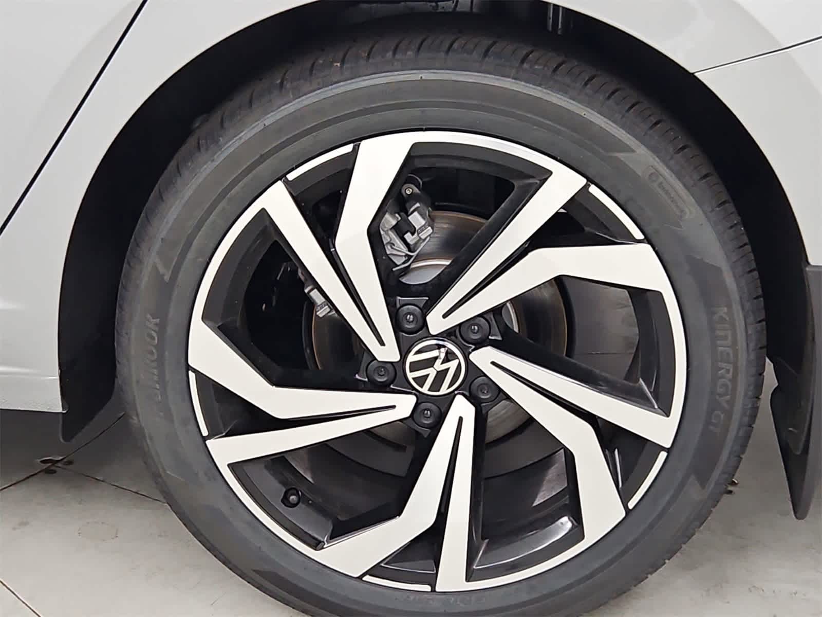 Thumbnail: 2025 Volkswagen Jetta - 13