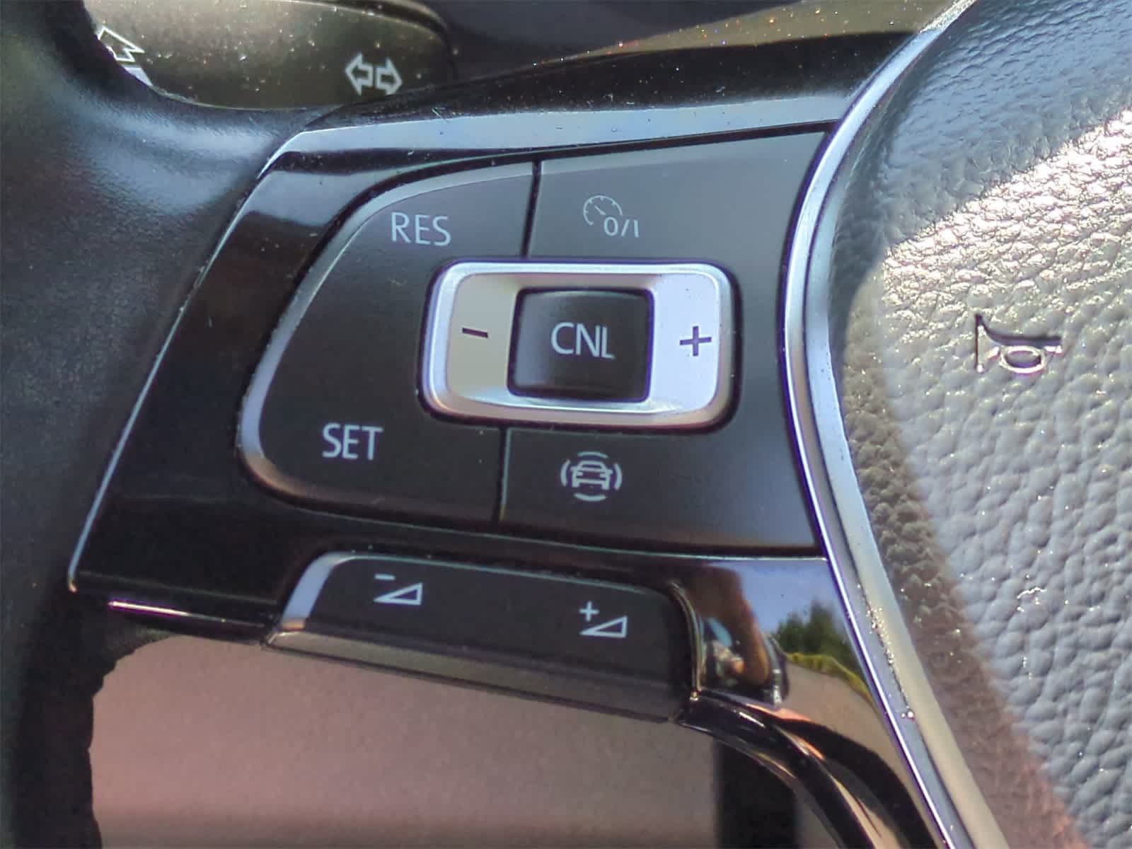 Thumbnail: 2019 Volkswagen Jetta - 24